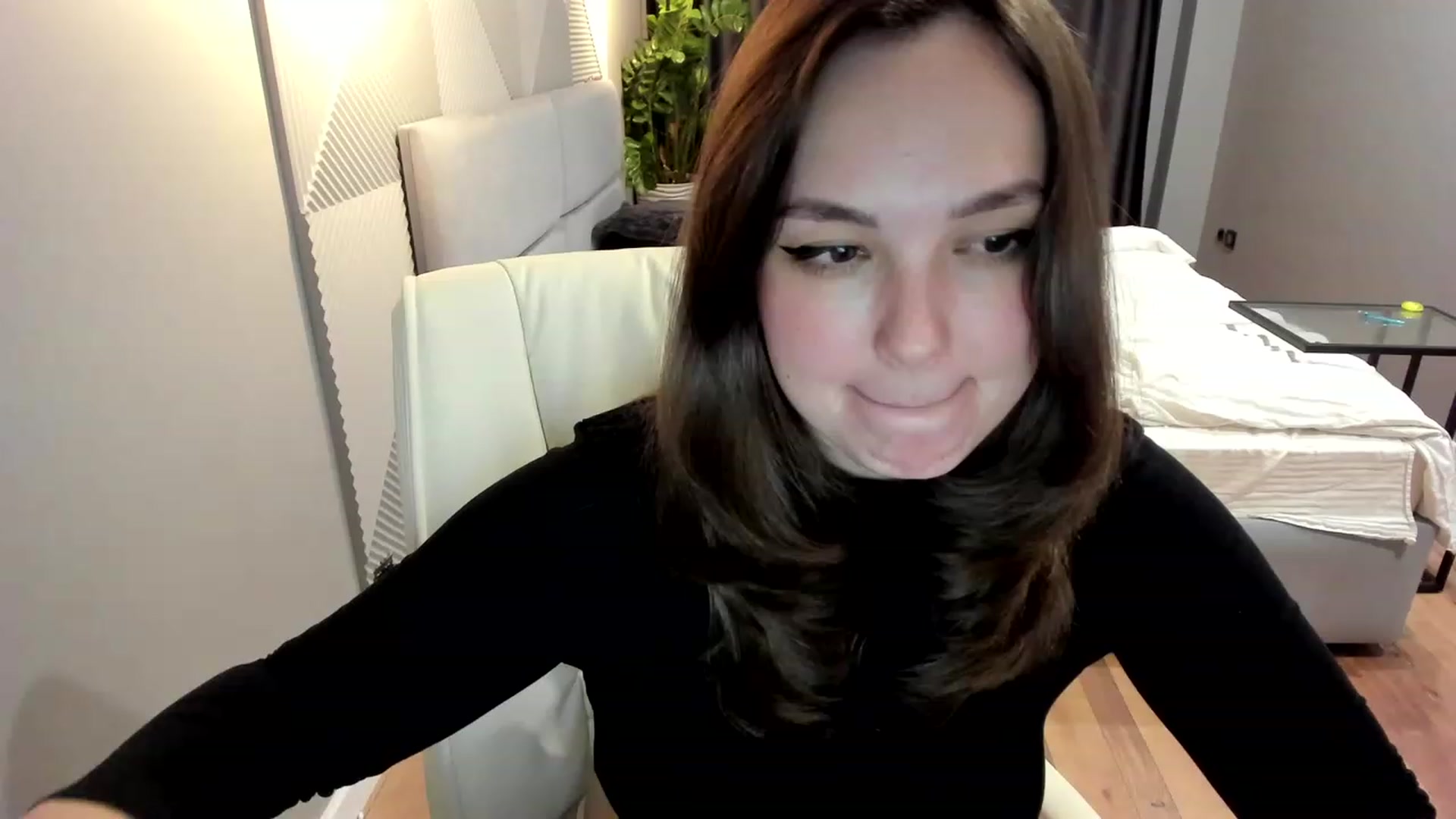Gallery image thumbnail from AngryKat's myfreecams stream on, 05/01/2023, 20:05 image 5 of 20