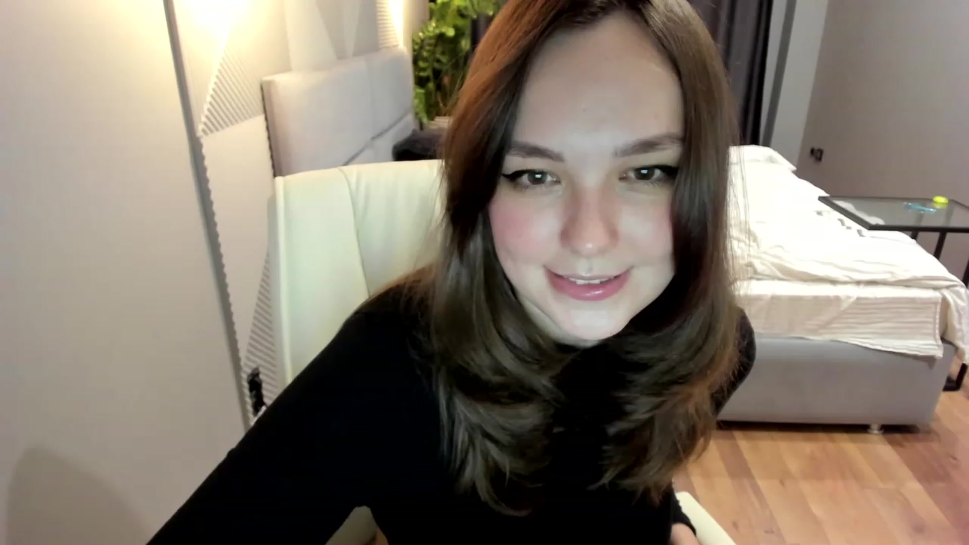 Gallery image thumbnail from AngryKat's myfreecams stream on, 05/01/2023, 20:05 image 18 of 20
