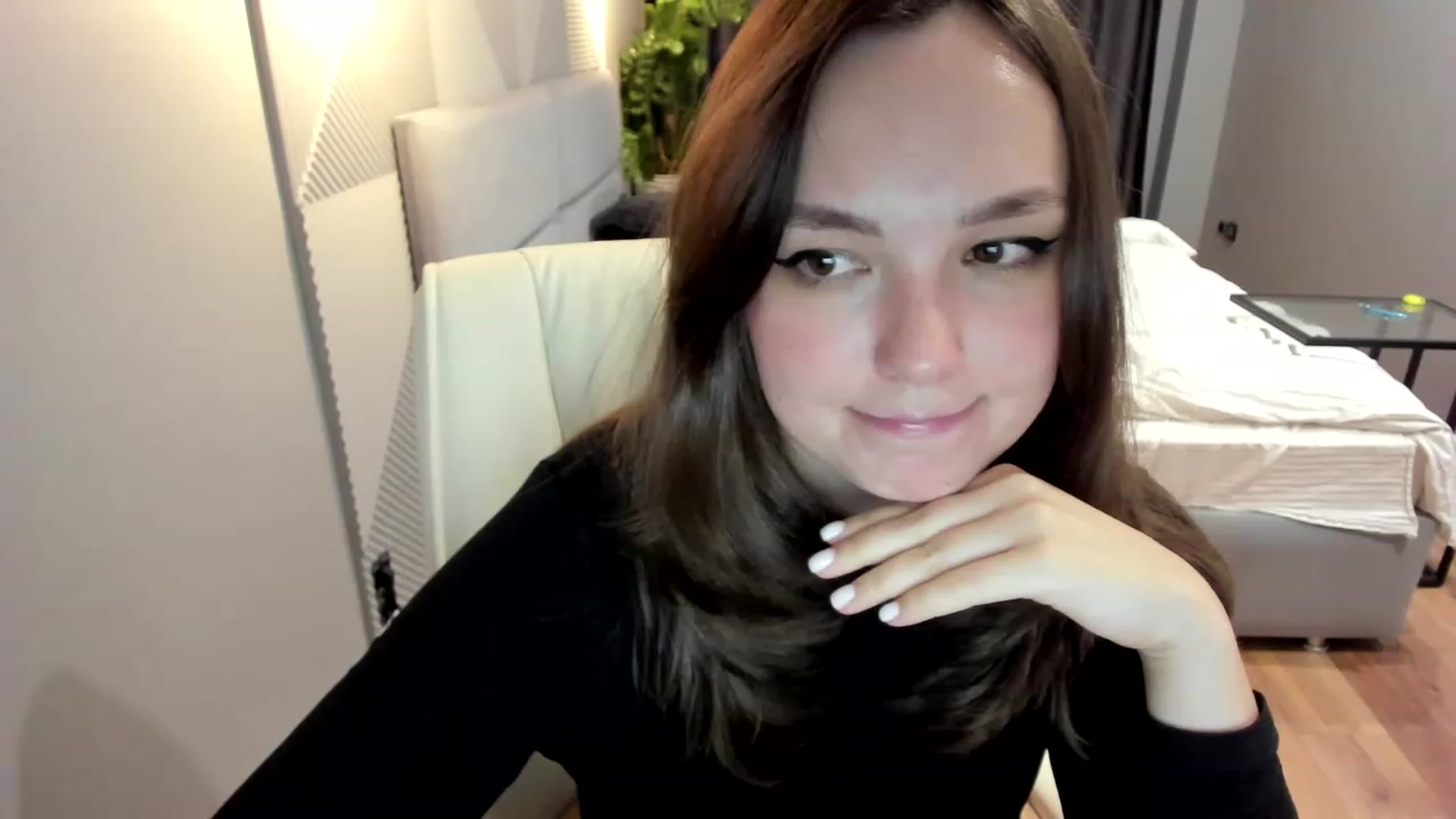 Gallery image thumbnail from AngryKat's myfreecams stream on, 05/01/2023, 20:05 image 8 of 20