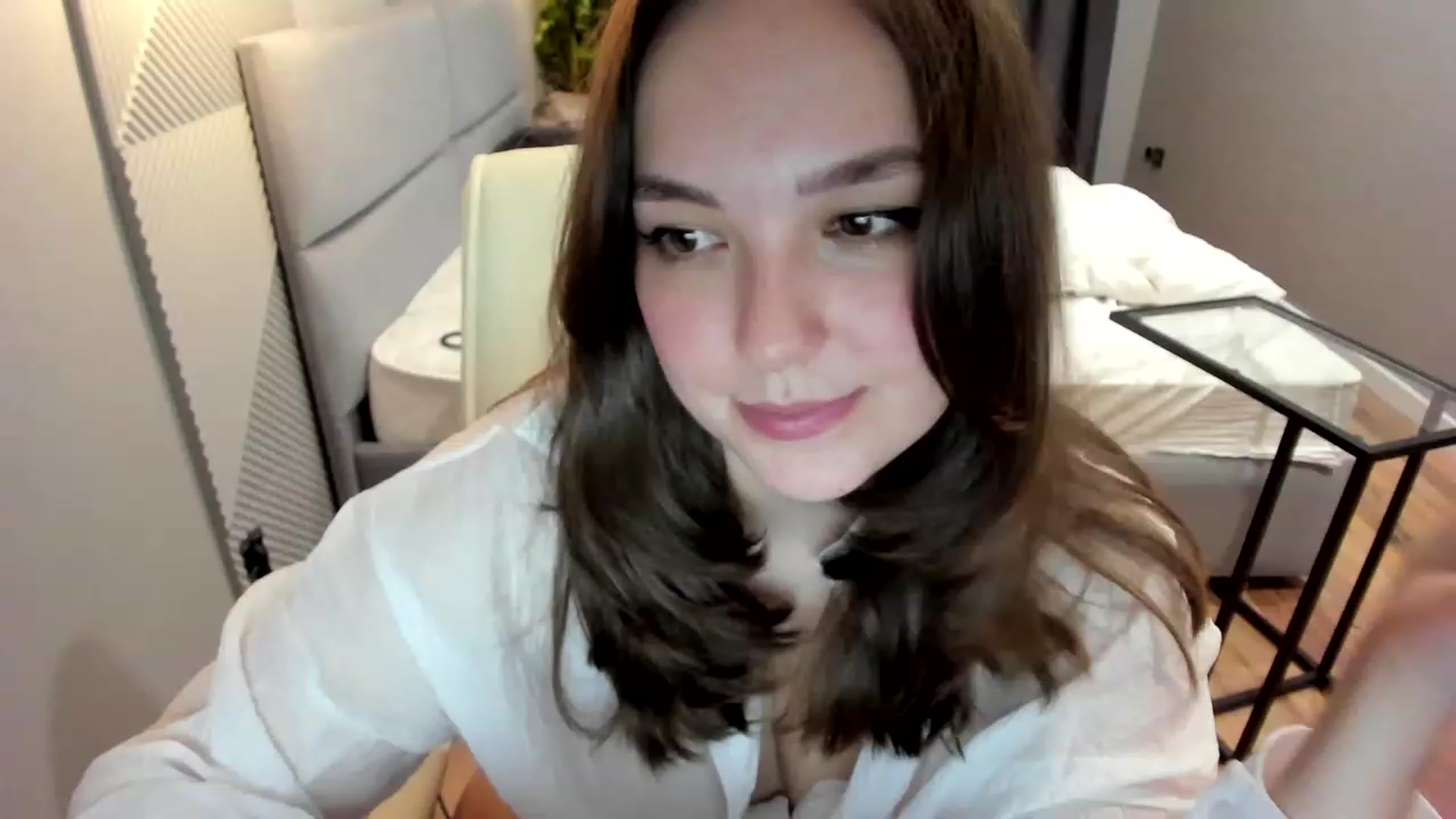 Gallery image thumbnail from AngryKat's myfreecams stream on, 05/02/2023, 21:34 image 8 of 20