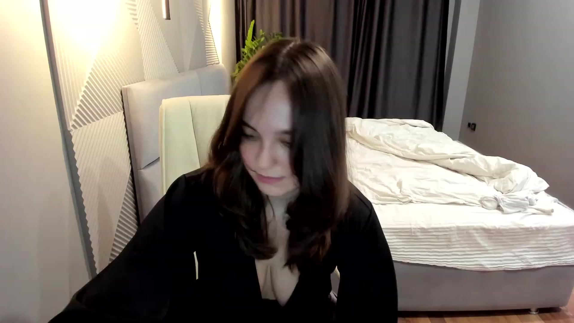 Gallery image thumbnail from AngryKat's myfreecams stream on, 05/03/2023, 20:19 image 19 of 20