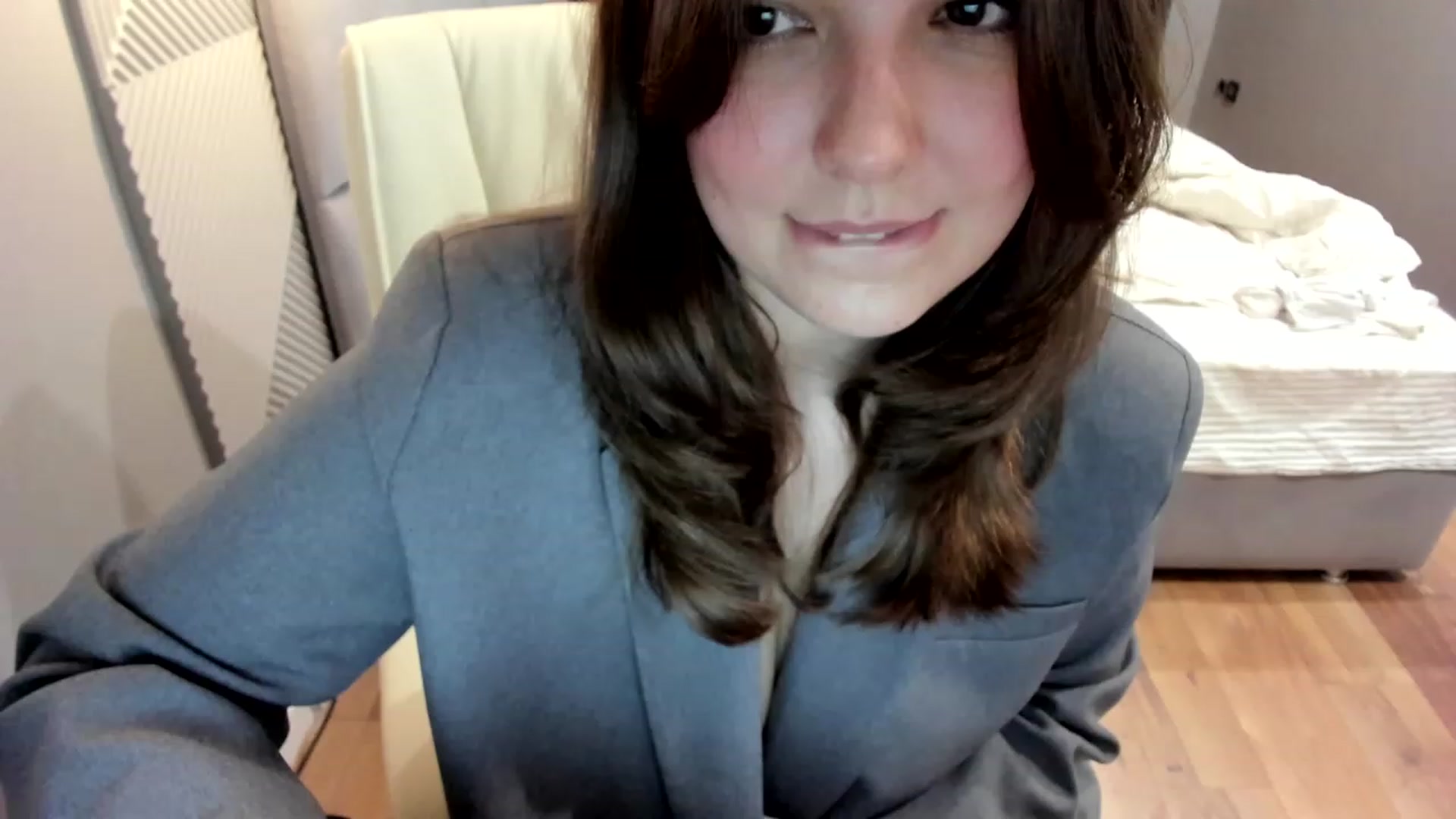 Gallery image thumbnail from AngryKat's myfreecams stream on, 05/03/2023, 20:19 image 14 of 20