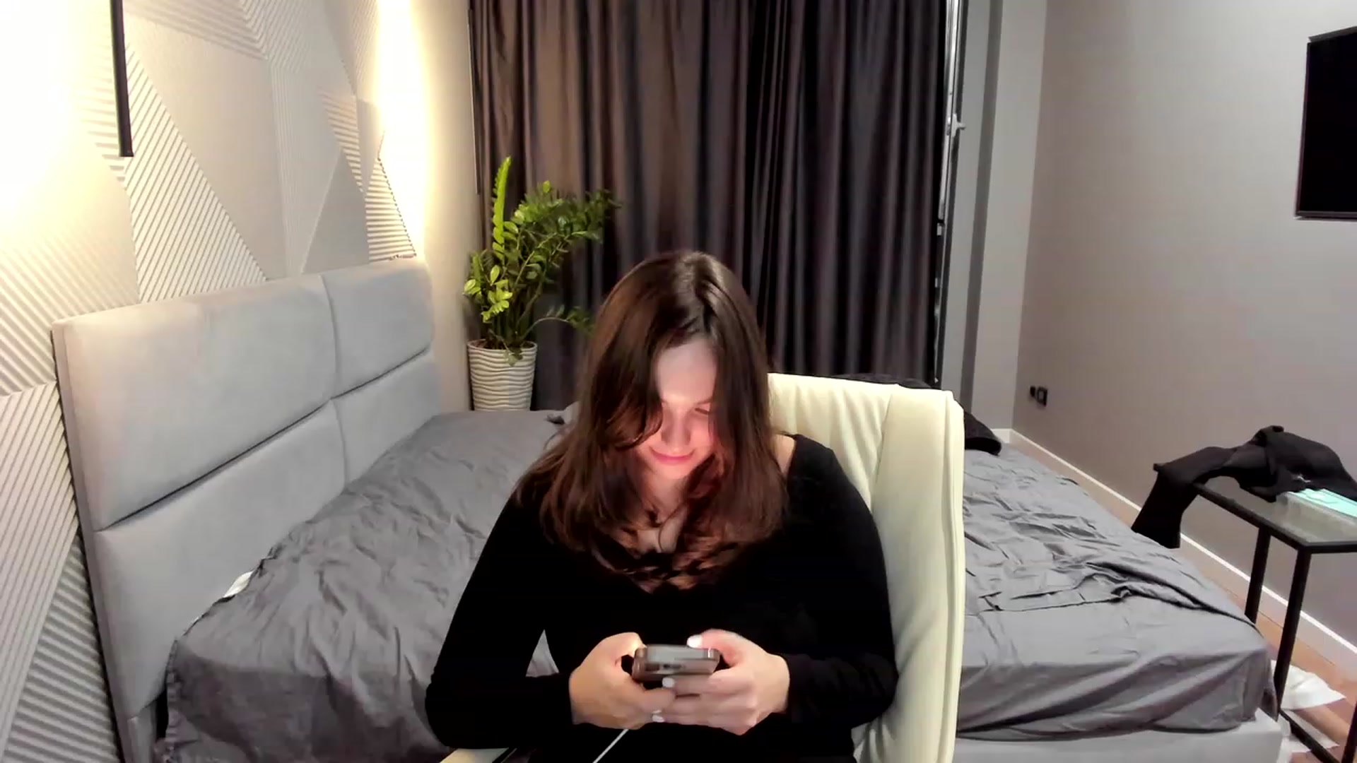 Gallery image thumbnail from AngryKat's myfreecams stream on, 05/04/2023, 21:53 image 11 of 20
