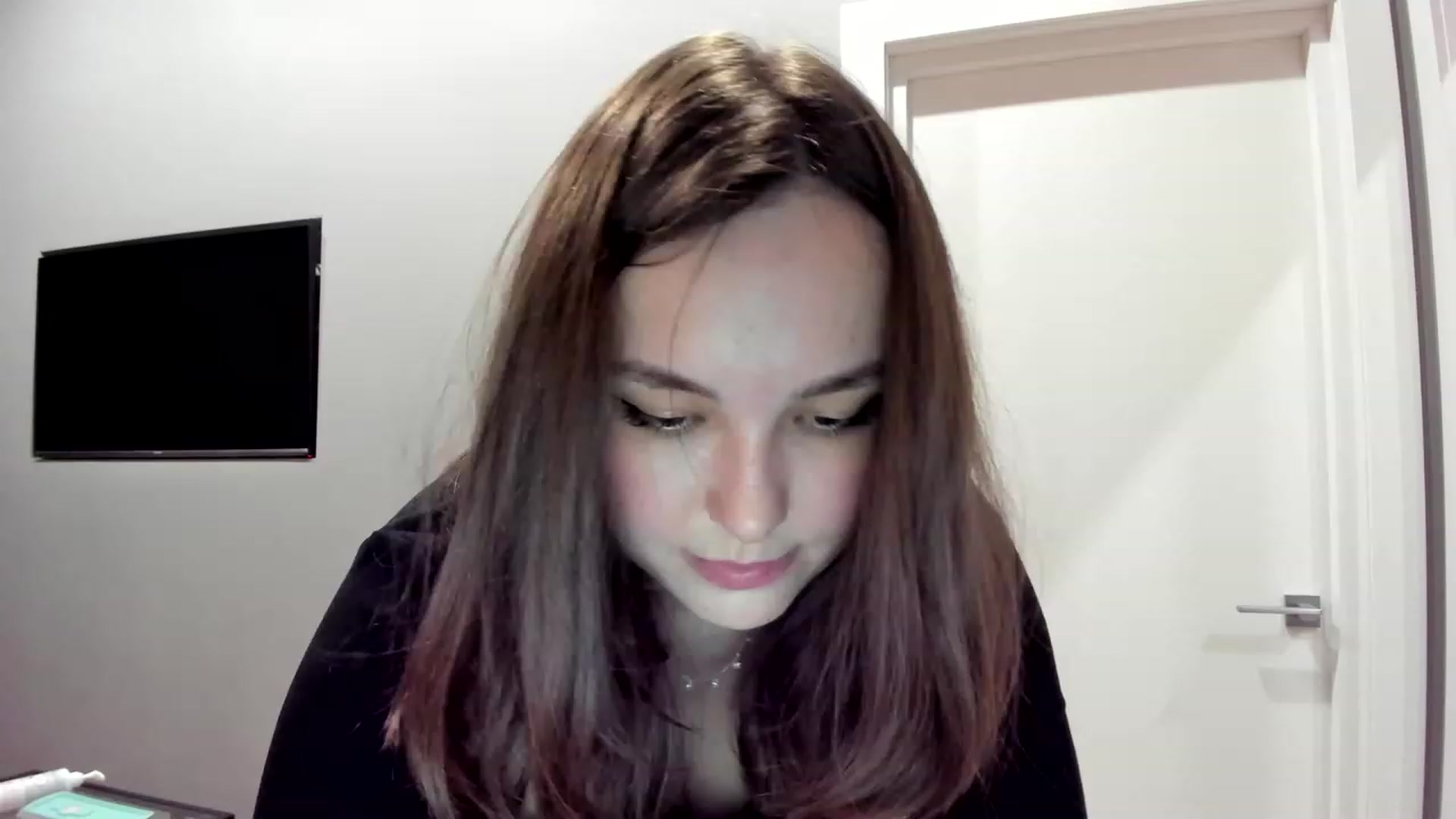 Gallery image thumbnail from AngryKat's myfreecams stream on, 05/04/2023, 21:53 image 16 of 20