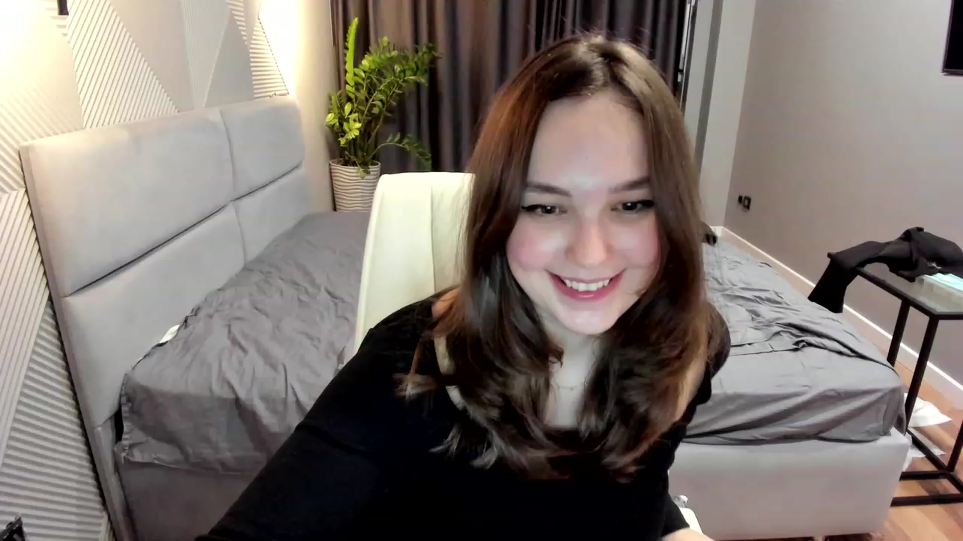 Gallery image thumbnail from AngryKat's myfreecams stream on, 05/04/2023, 21:53 image 1 of 20