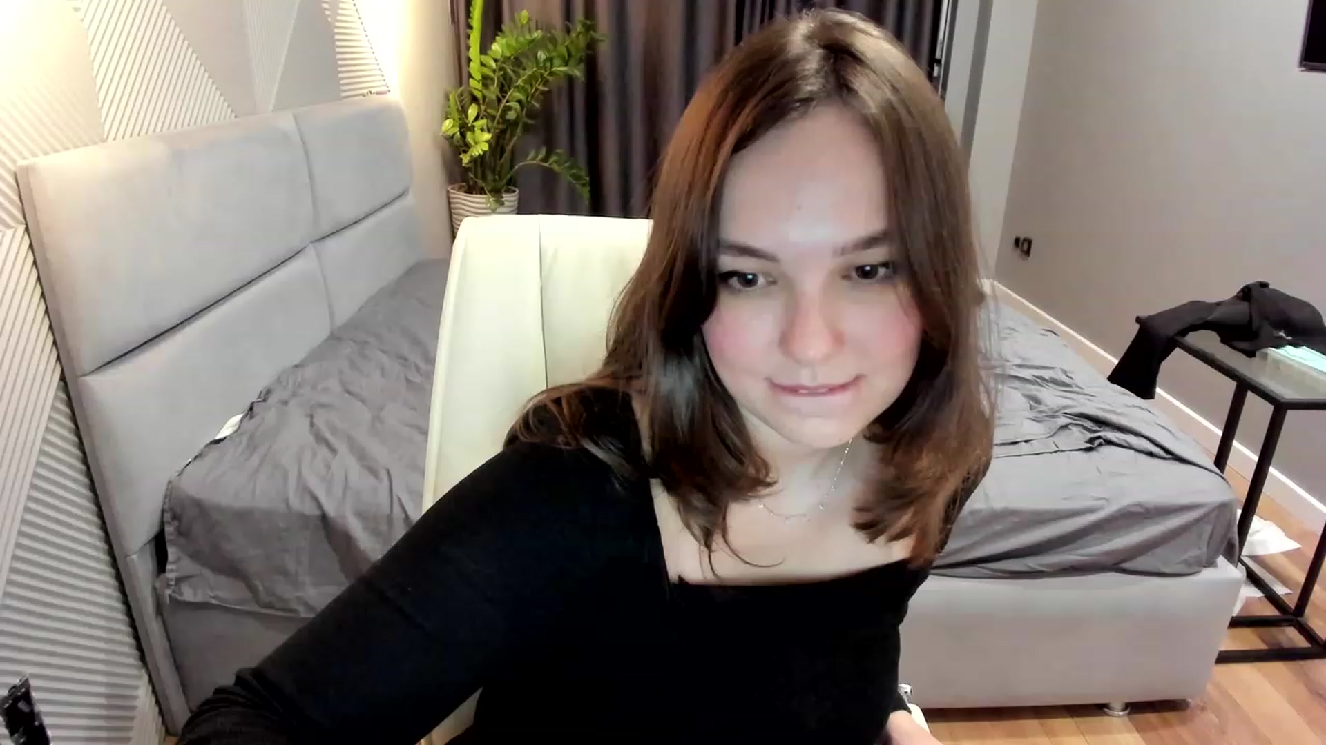 Gallery image thumbnail from AngryKat's myfreecams stream on, 05/04/2023, 21:53 image 9 of 20