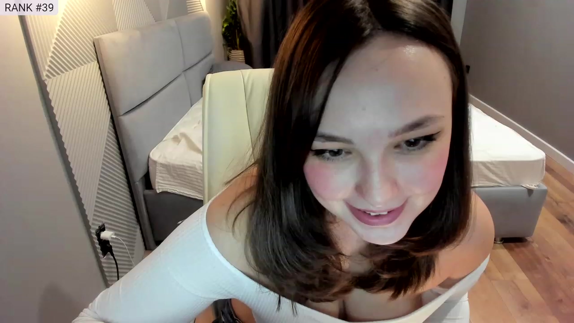 Gallery image thumbnail from AngryKat's myfreecams stream on, 05/07/2023, 20:03 image 10 of 20