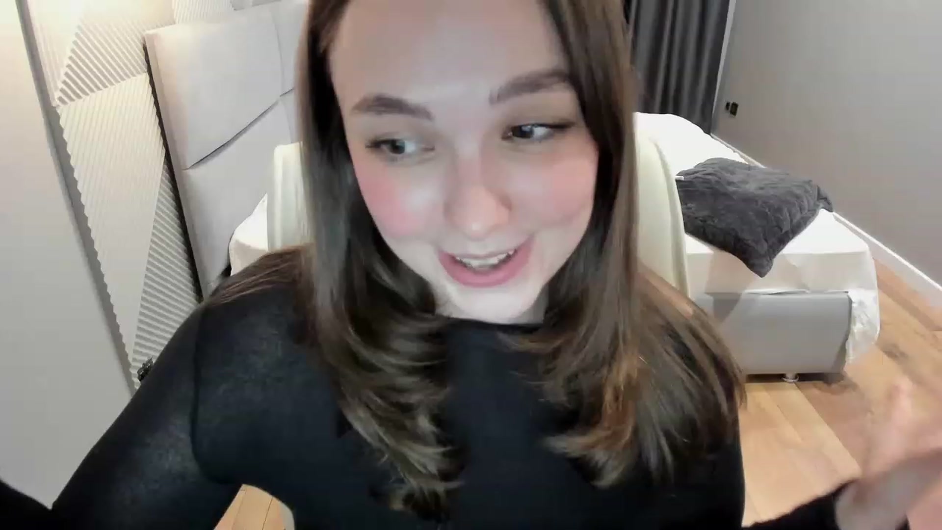 Gallery image thumbnail from AngryKat's myfreecams stream on, 06/04/2023, 23:12 image 5 of 20