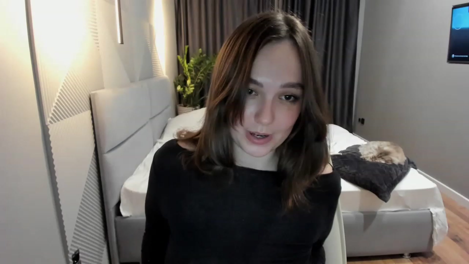 Gallery image thumbnail from AngryKat's myfreecams stream on, 06/04/2023, 23:12 image 1 of 20