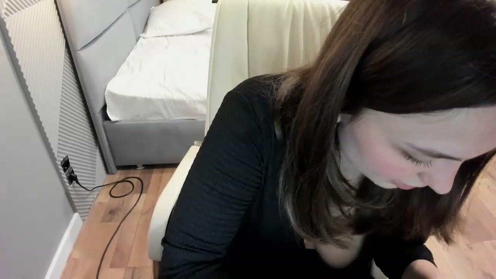 Gallery image thumbnail from AngryKat's myfreecams stream on, 06/04/2023, 23:12 image 20 of 20