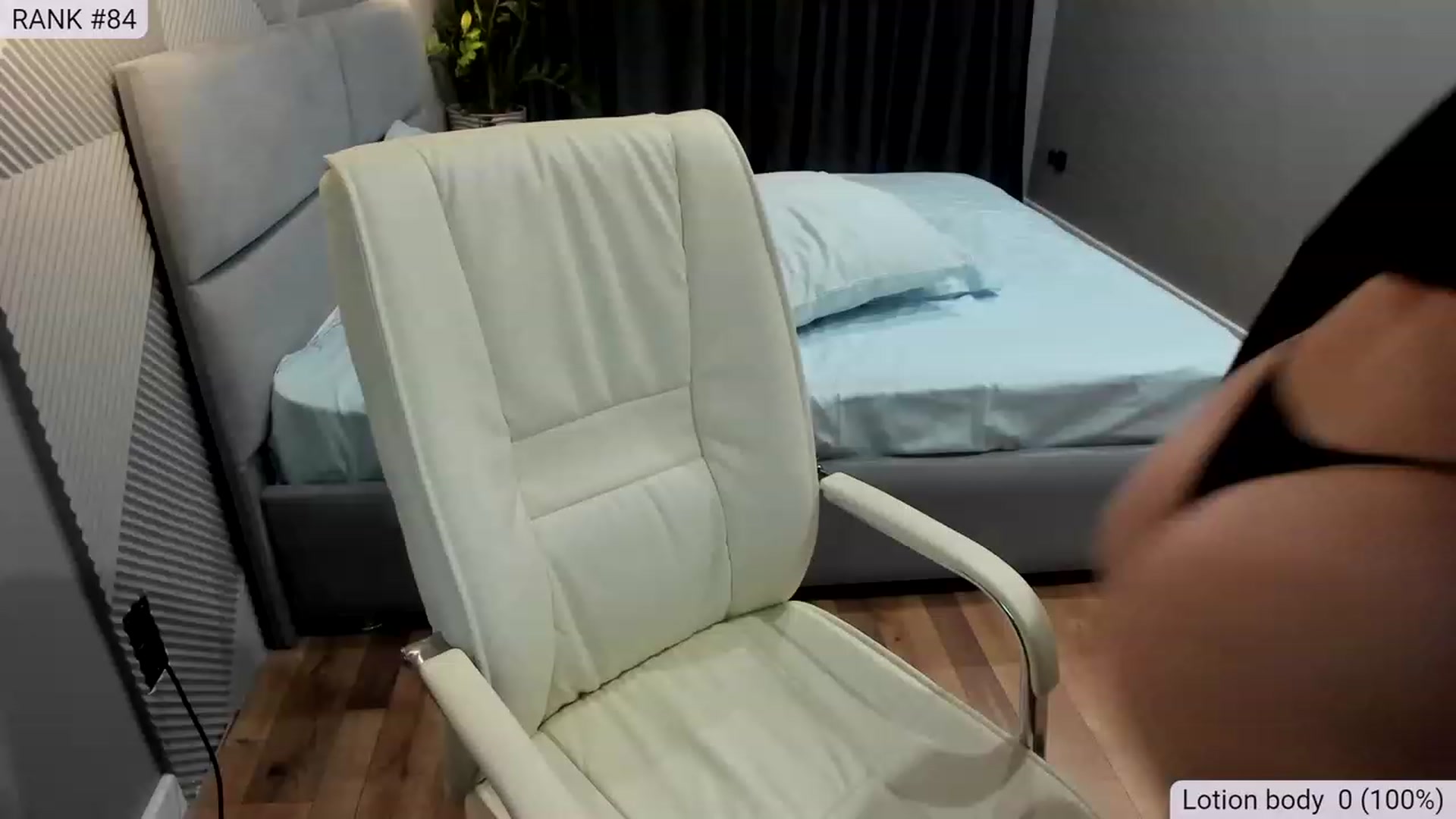 Gallery image thumbnail from AngryKat's myfreecams stream on, 06/06/2023, 21:32 image 17 of 20