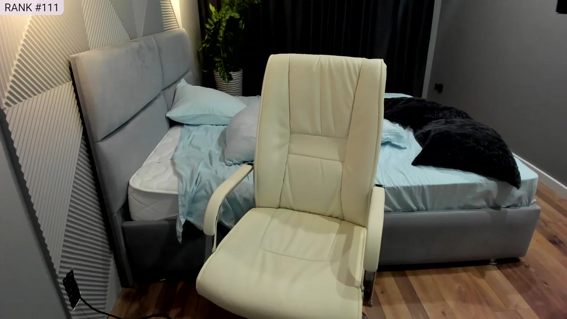 Gallery image thumbnail from AngryKat's myfreecams stream on, 06/09/2023, 20:38 image 3 of 20