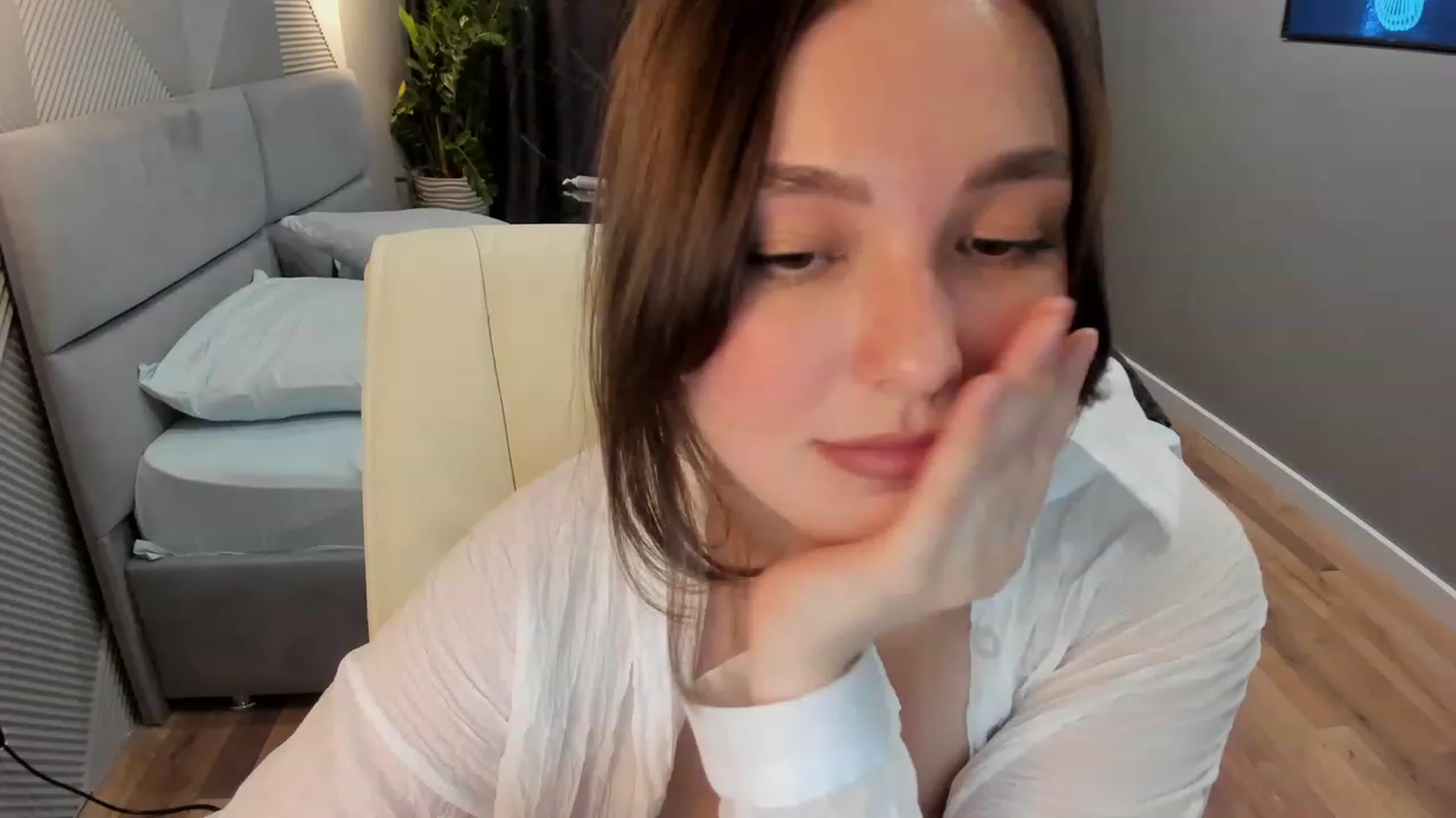 Gallery image thumbnail from AngryKat's myfreecams stream on, 06/10/2023, 22:53 image 5 of 20