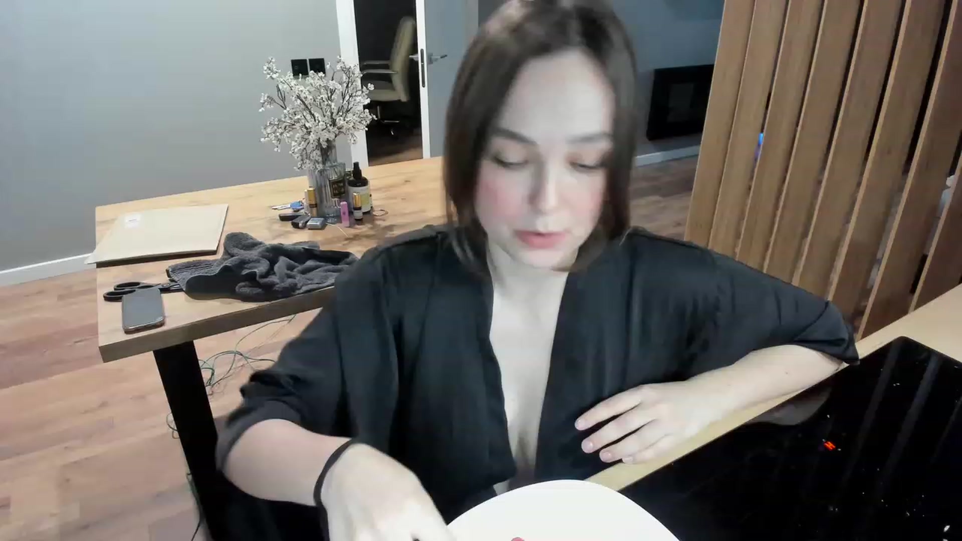 Gallery image thumbnail from AngryKat's myfreecams stream on, 06/11/2023, 16:50 image 11 of 20