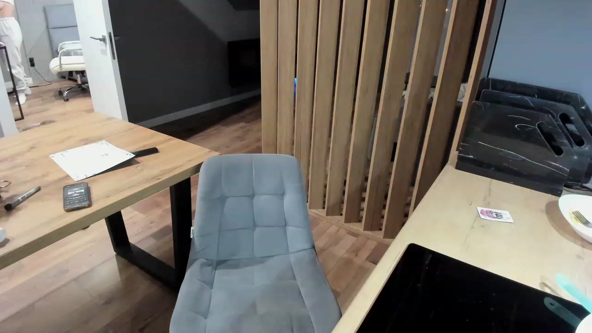 Gallery image thumbnail from AngryKat's myfreecams stream on, 06/11/2023, 21:47 image 6 of 20