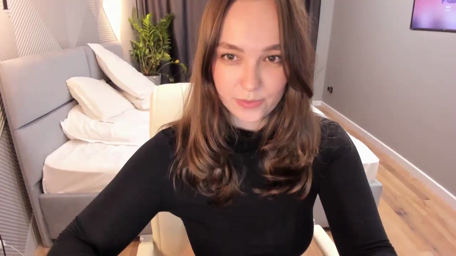 Gallery image thumbnail from AngryKat's myfreecams stream on, 07/05/2023, 19:39 image 12 of 20
