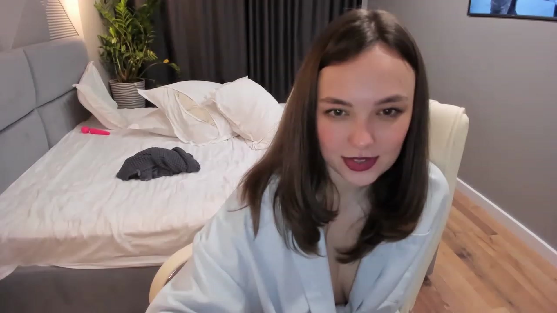 Gallery image thumbnail from AngryKat's myfreecams stream on, 07/09/2023, 24:48 image 12 of 20