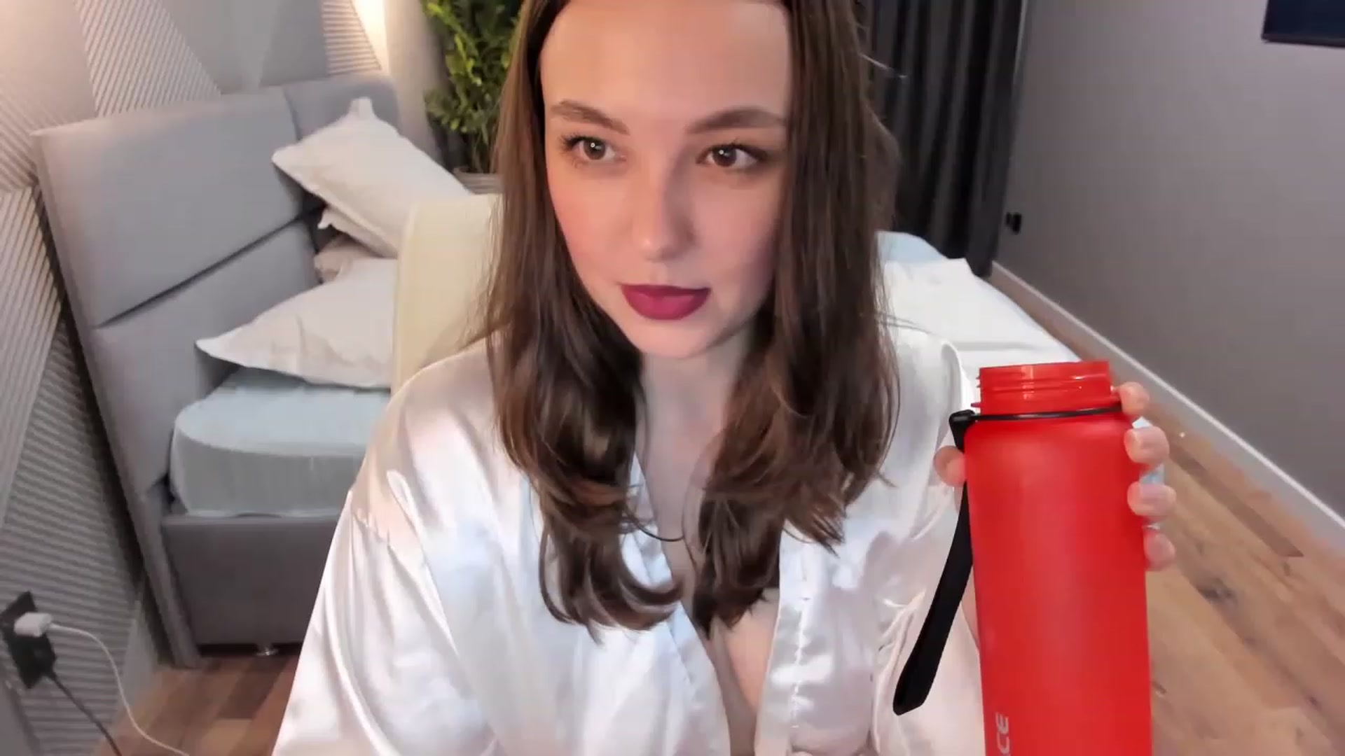 Gallery image thumbnail from AngryKat's myfreecams stream on, 07/15/2023, 18:40 image 19 of 20