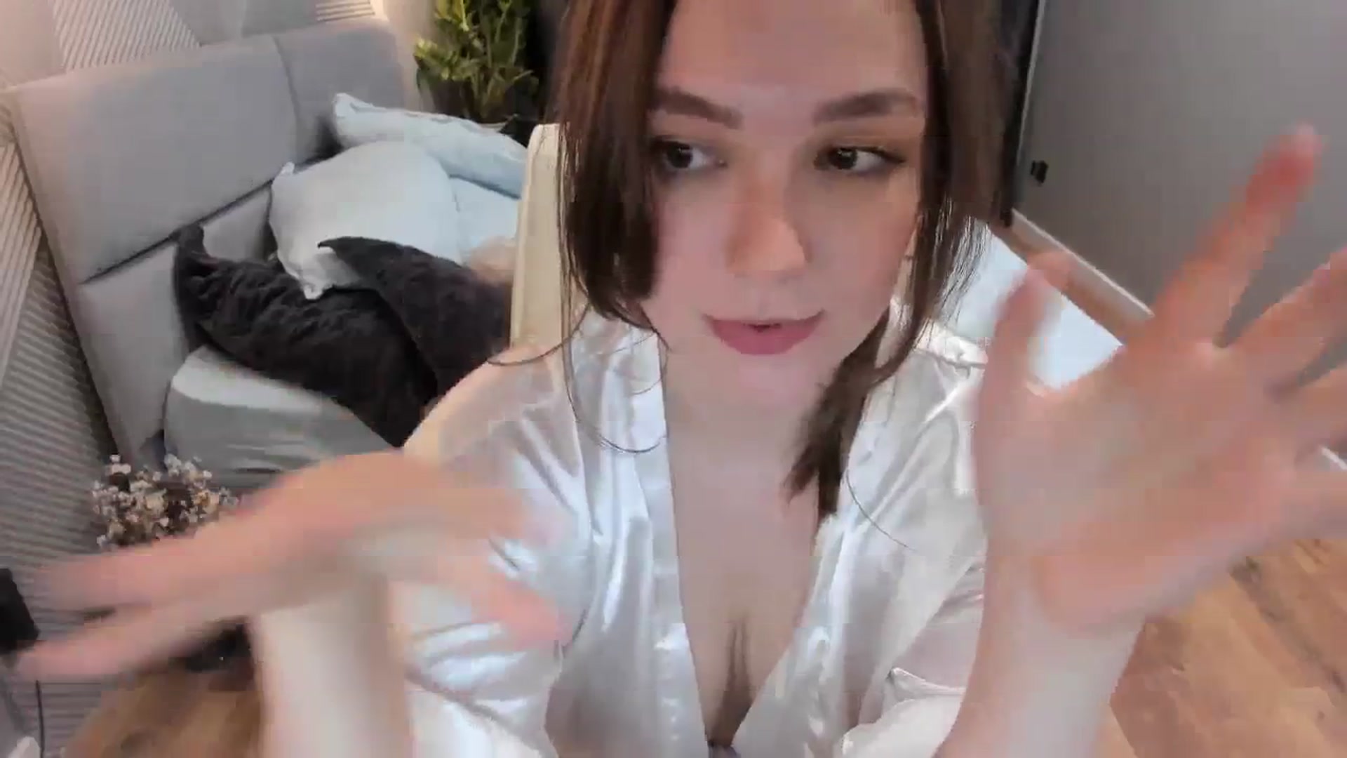 Gallery image thumbnail from AngryKat's myfreecams stream on, 08/06/2023, 22:15 image 10 of 20