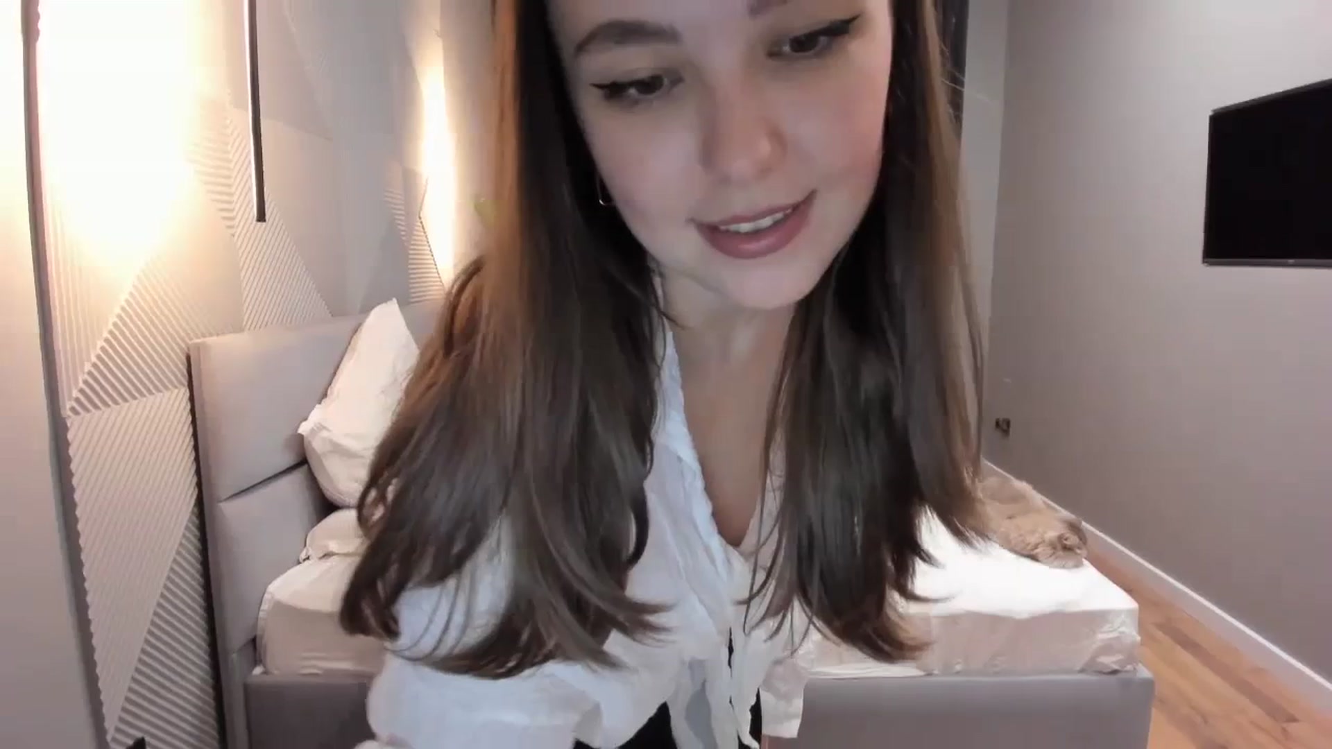 Gallery image thumbnail from AngryKat's myfreecams stream on, 09/30/2023, 17:49 image 16 of 20