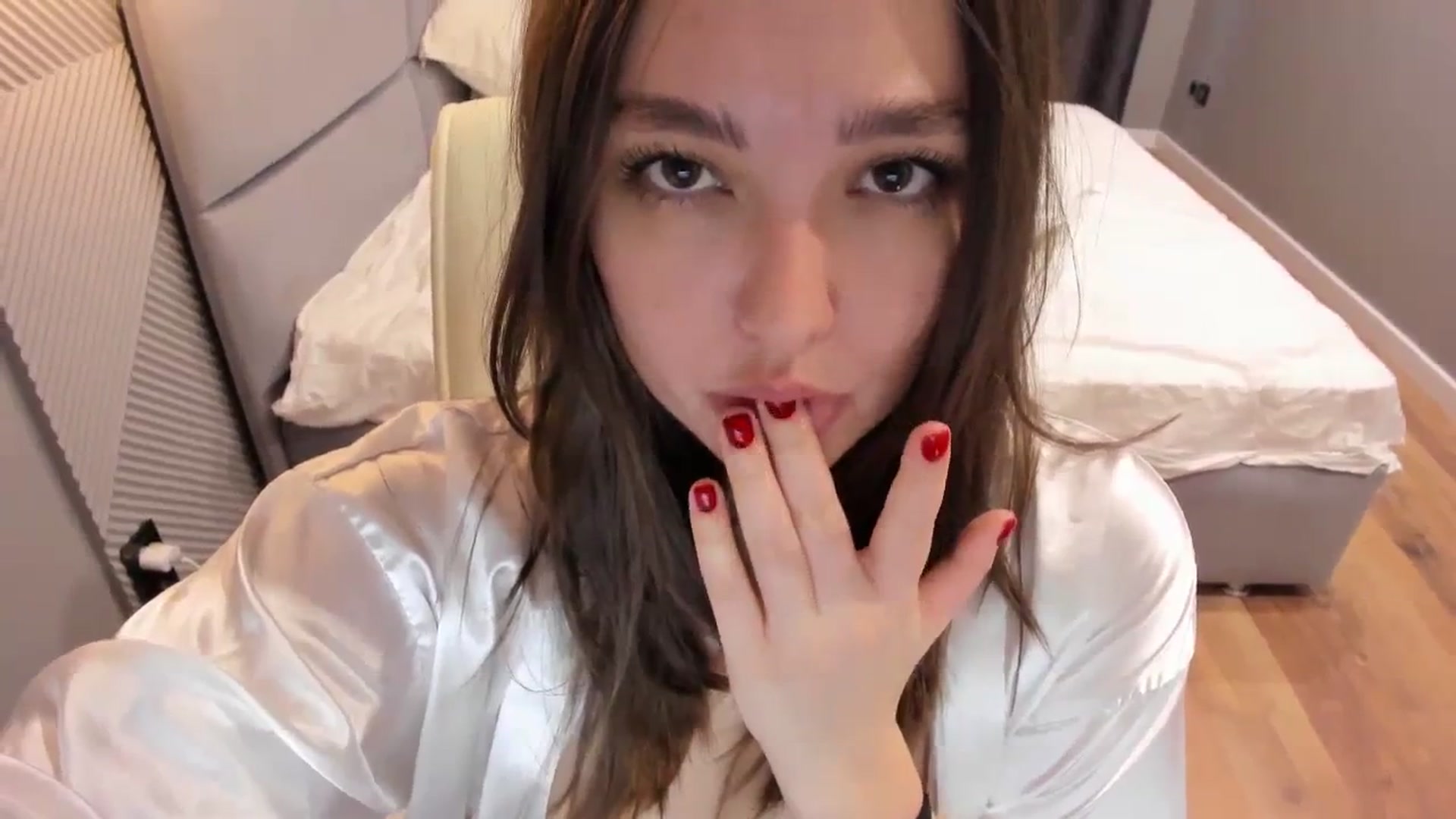 Gallery image thumbnail from AngryKat's myfreecams stream on, 10/05/2023, 13:22 image 2 of 20