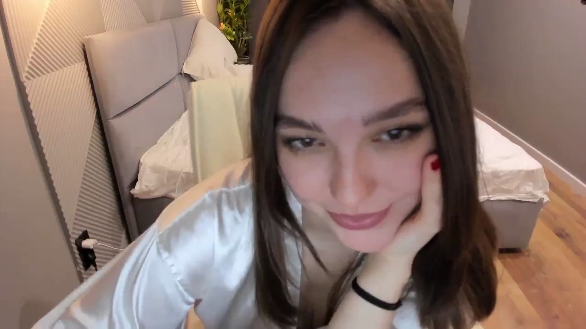 Gallery image thumbnail from AngryKat's myfreecams stream on, 10/05/2023, 14:10 image 12 of 20