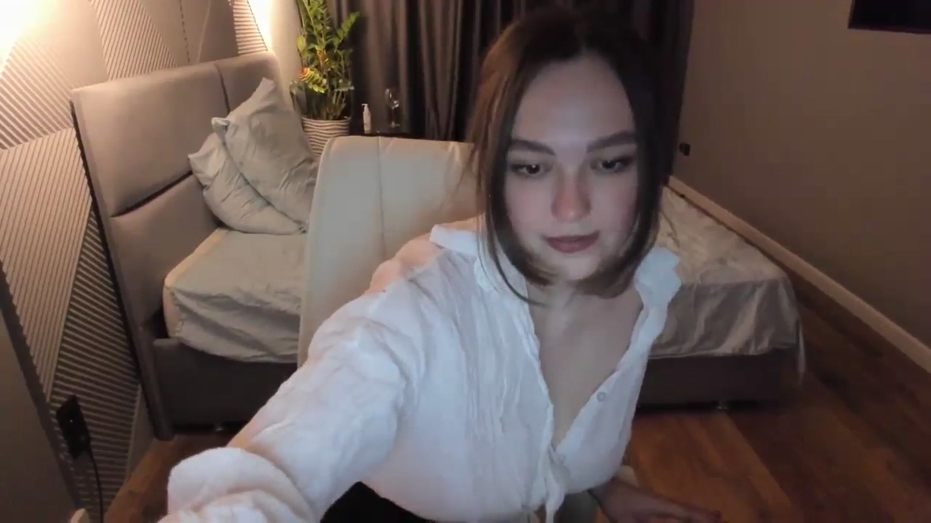Gallery image thumbnail from AngryKat's myfreecams stream on, 10/10/2023, 17:24 image 18 of 20