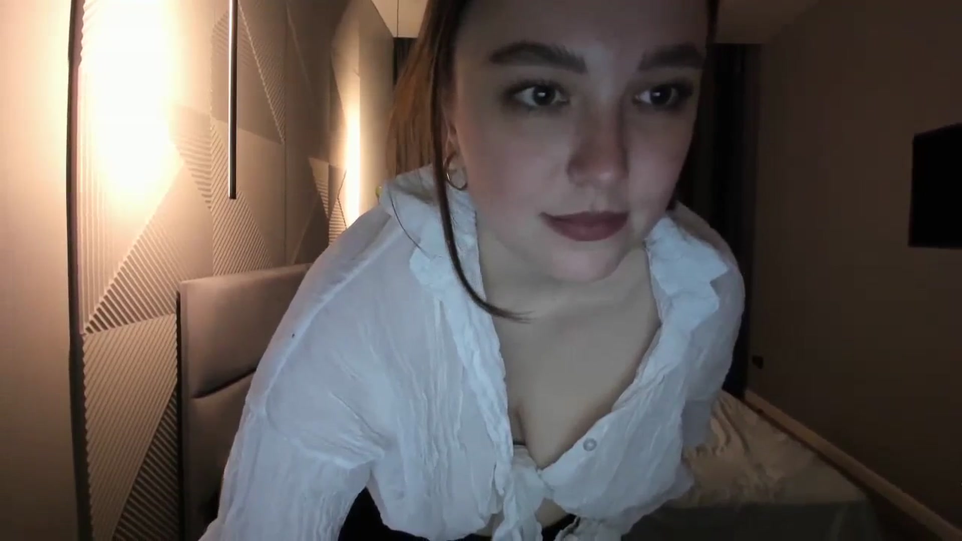 Gallery image thumbnail from AngryKat's myfreecams stream on, 10/10/2023, 17:24 image 13 of 20