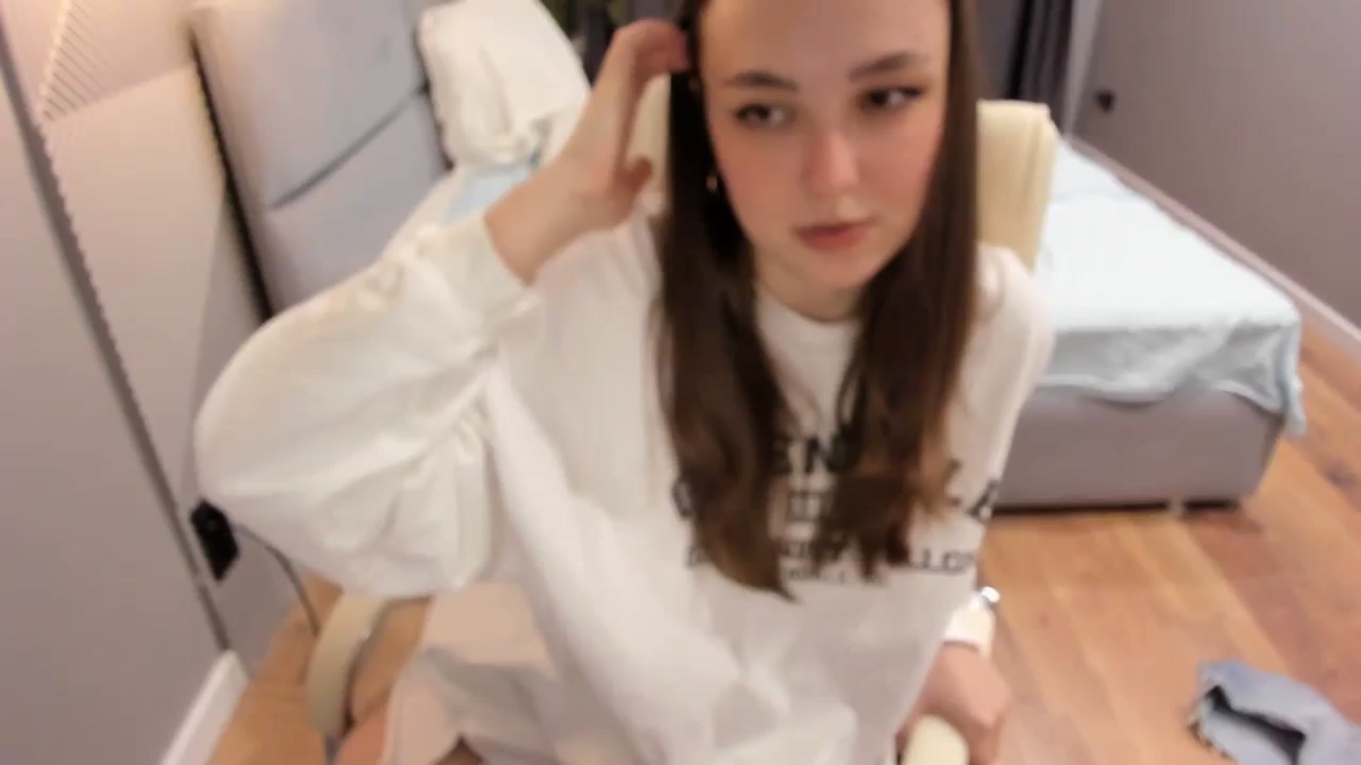 Gallery image thumbnail from AngryKat's myfreecams stream on, 11/19/2023, 21:05 image 2 of 20