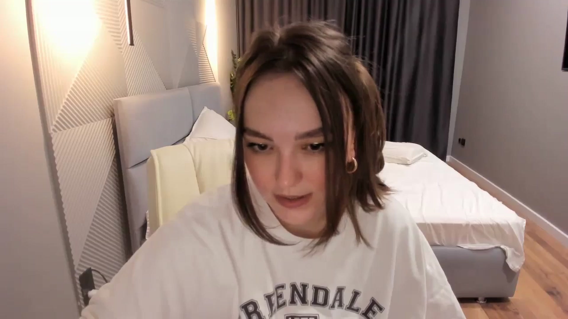 Gallery image thumbnail from AngryKat's myfreecams stream on, 12/01/2023, 20:32 image 16 of 20