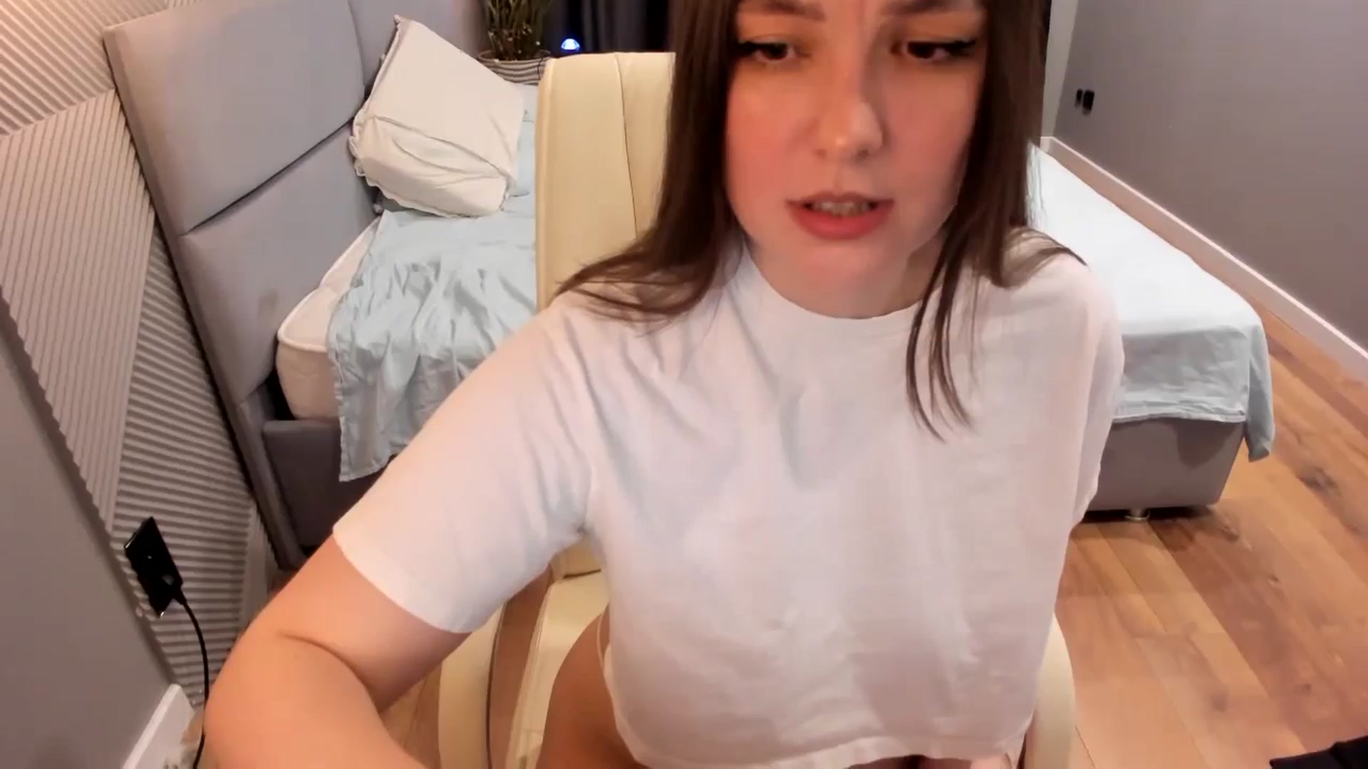 Gallery image thumbnail from AngryKat's myfreecams stream on, 02/28/2024, 20:16 image 11 of 20