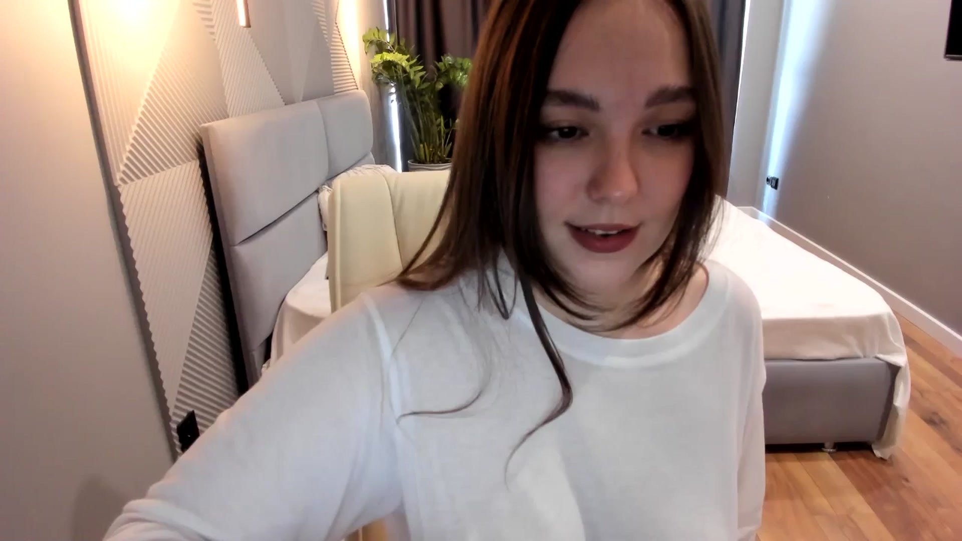 Gallery image thumbnail from AngryKat's myfreecams stream on, 06/25/2024, 11:39 image 4 of 20