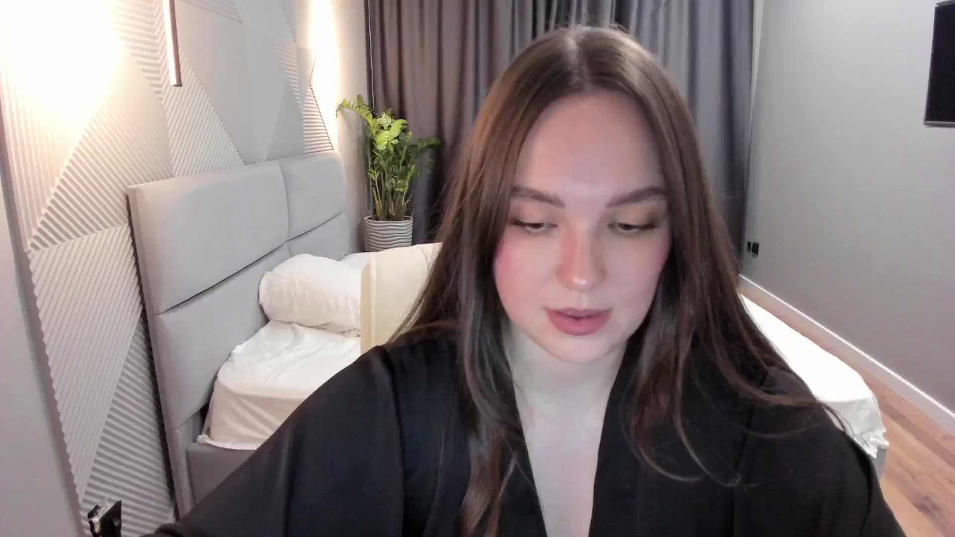 Gallery image thumbnail from AngryKat's myfreecams stream on, 08/01/2024, 19:26 image 2 of 20