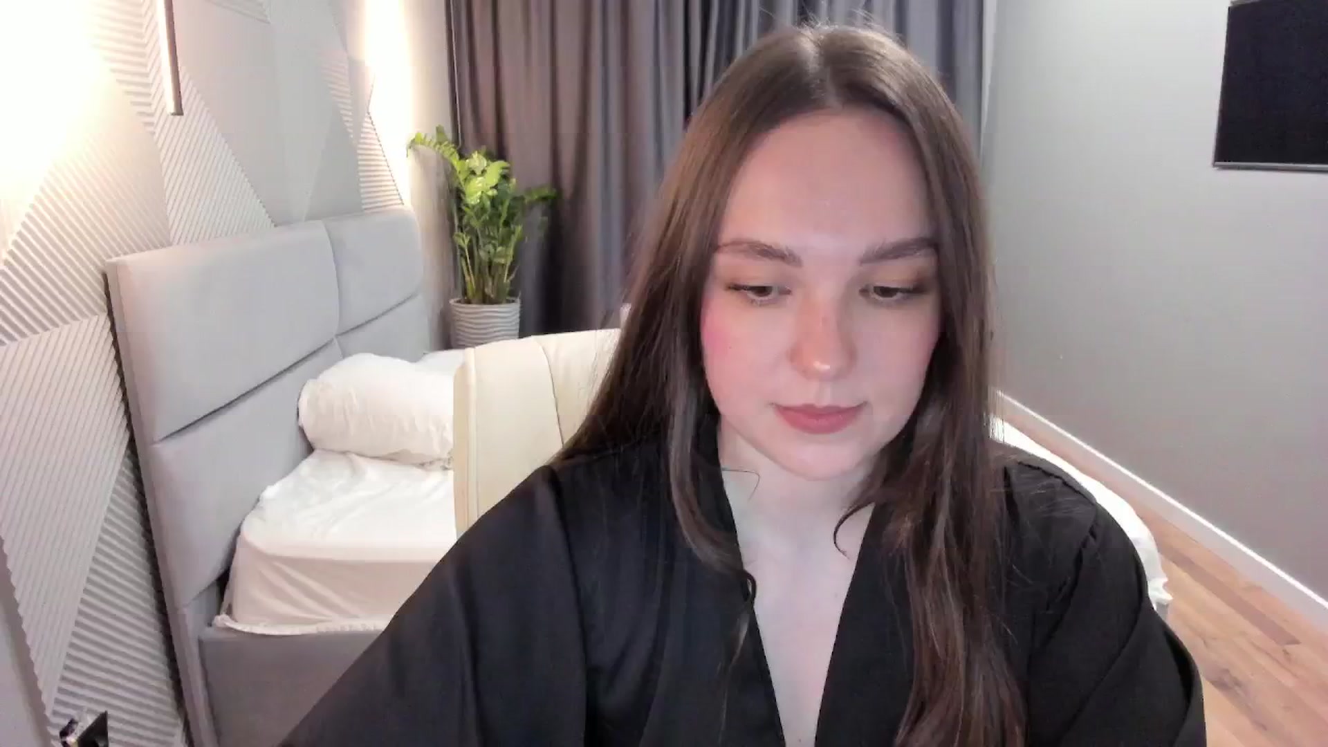 Gallery image thumbnail from AngryKat's myfreecams stream on, 08/01/2024, 19:26 image 4 of 20
