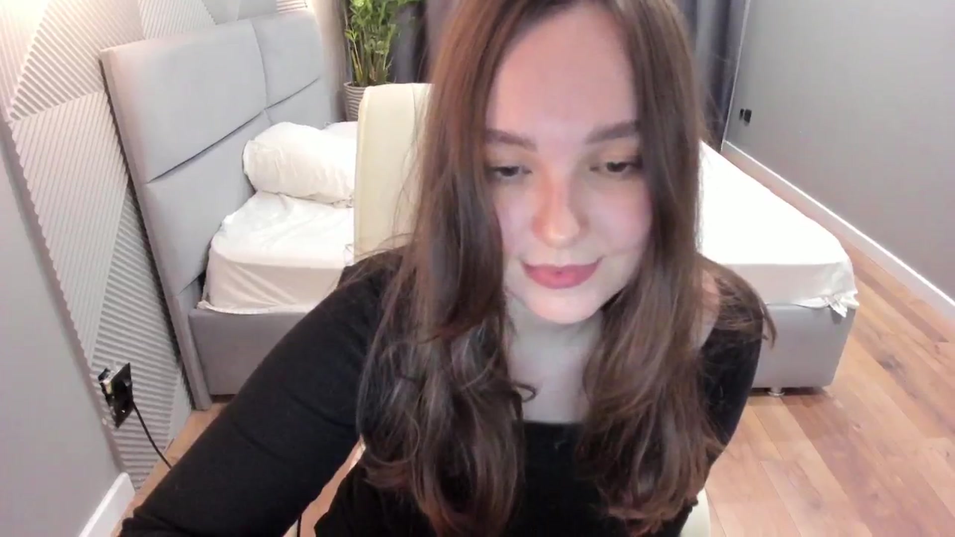 Gallery image thumbnail from AngryKat's myfreecams stream on, 08/01/2024, 20:12 image 11 of 20