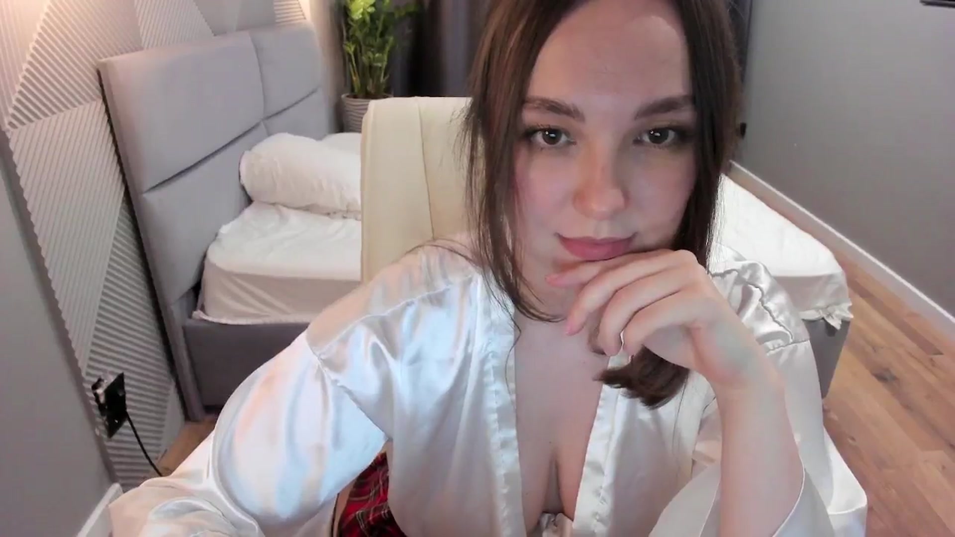 Gallery image thumbnail from AngryKat's myfreecams stream on, 08/01/2024, 20:12 image 19 of 20