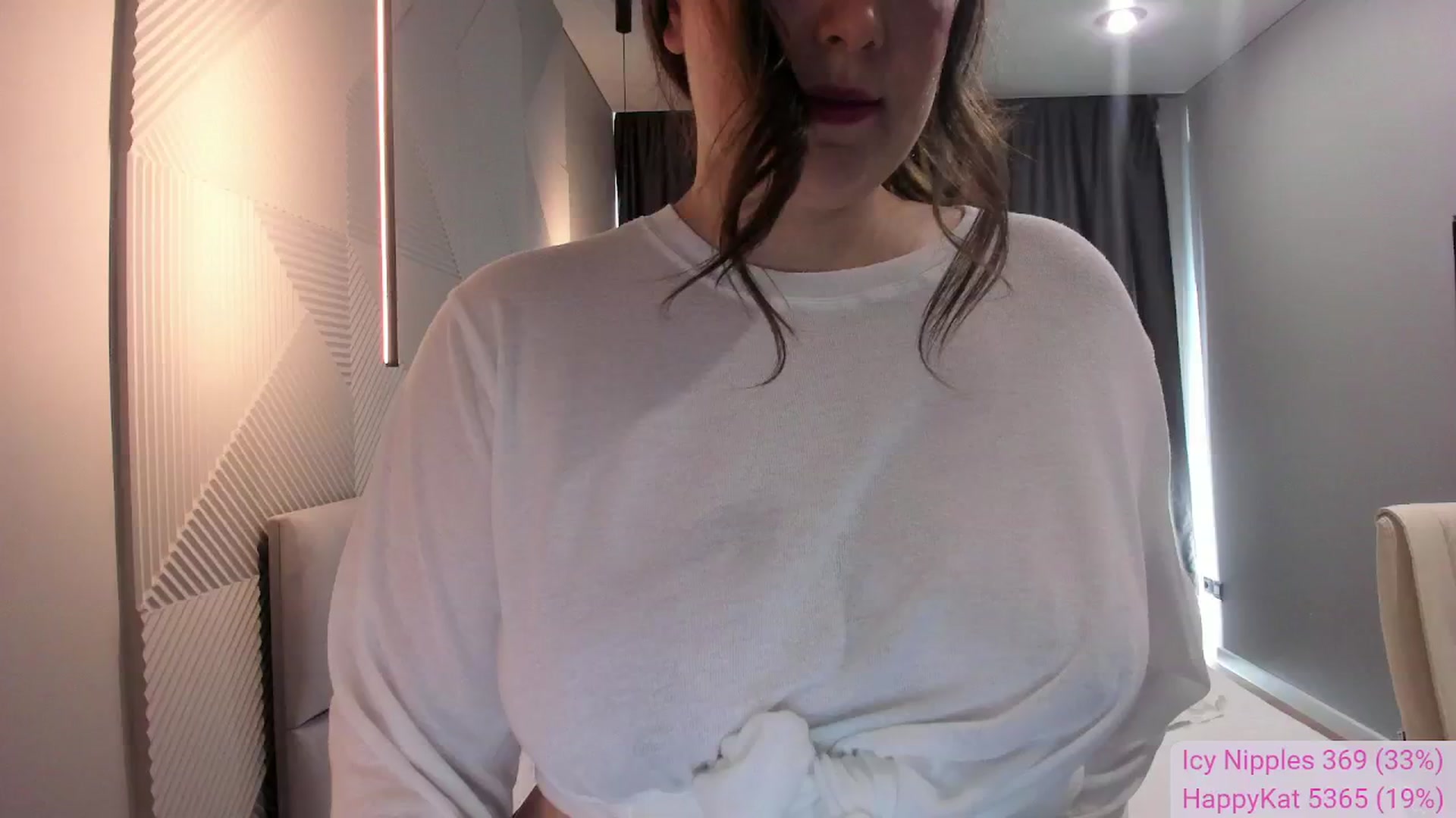 Gallery image thumbnail from AngryKat's myfreecams stream on, 10/04/2024, 05:45 image 11 of 20