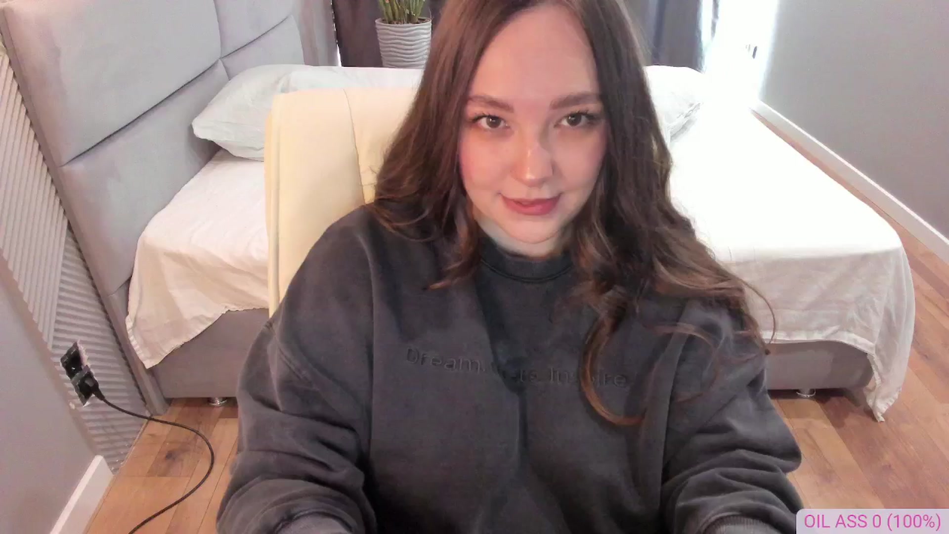 Gallery image thumbnail from AngryKat's myfreecams stream on, 10/07/2024, 05:53 image 7 of 20
