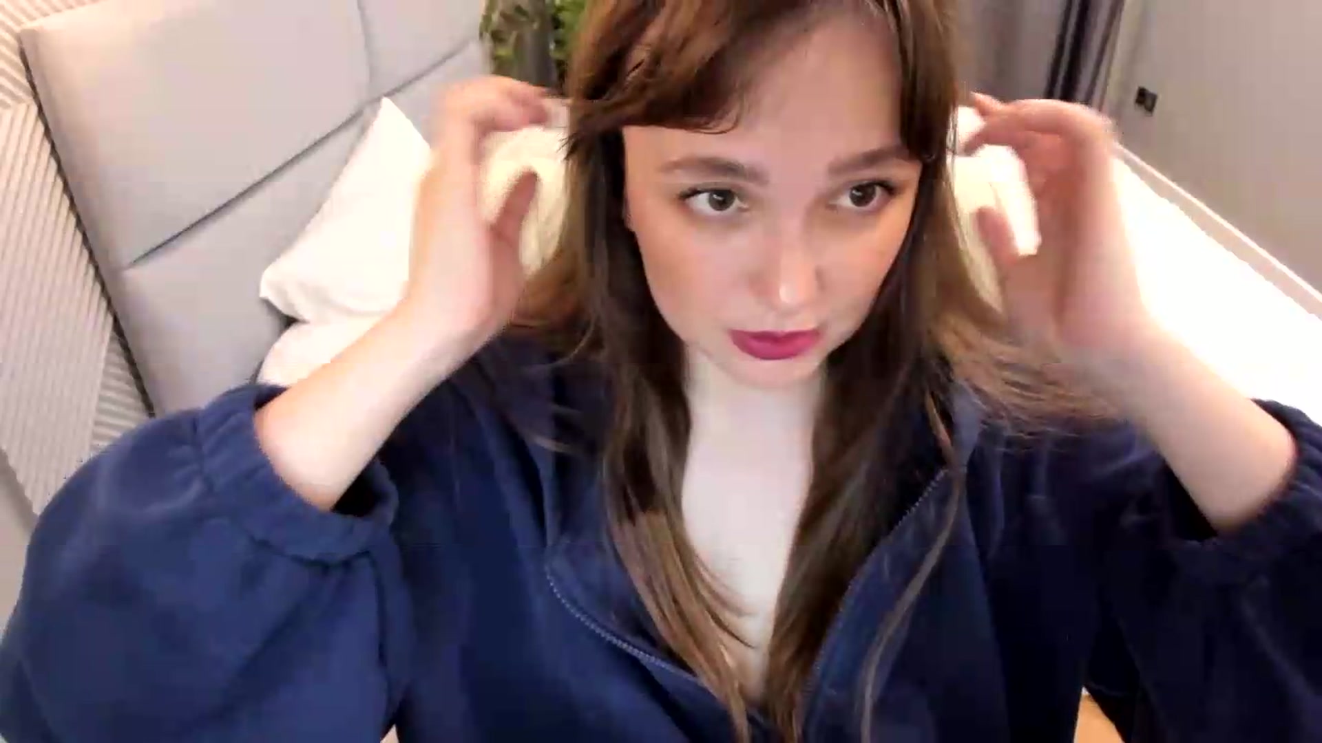 Gallery image thumbnail from AngryKat's myfreecams stream on, 07/19/2026, 20:33 image 9 of 20