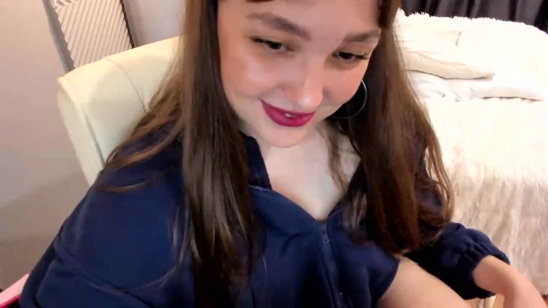 Gallery image thumbnail from AngryKat's myfreecams stream on, 07/19/2026, 20:33 image 20 of 20
