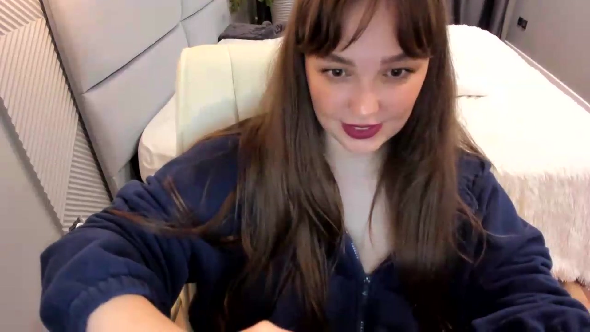 Gallery image thumbnail from AngryKat's myfreecams stream on, 07/19/2026, 20:33 image 18 of 20