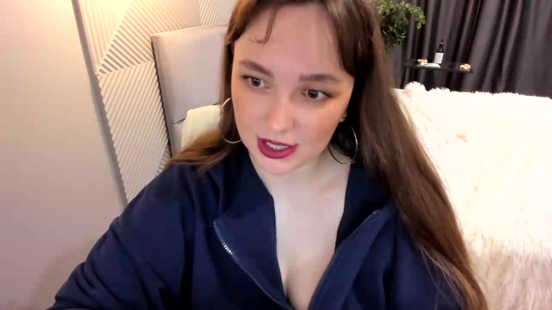 Gallery image thumbnail from AngryKat's myfreecams stream on, 07/19/2026, 20:33 image 12 of 20