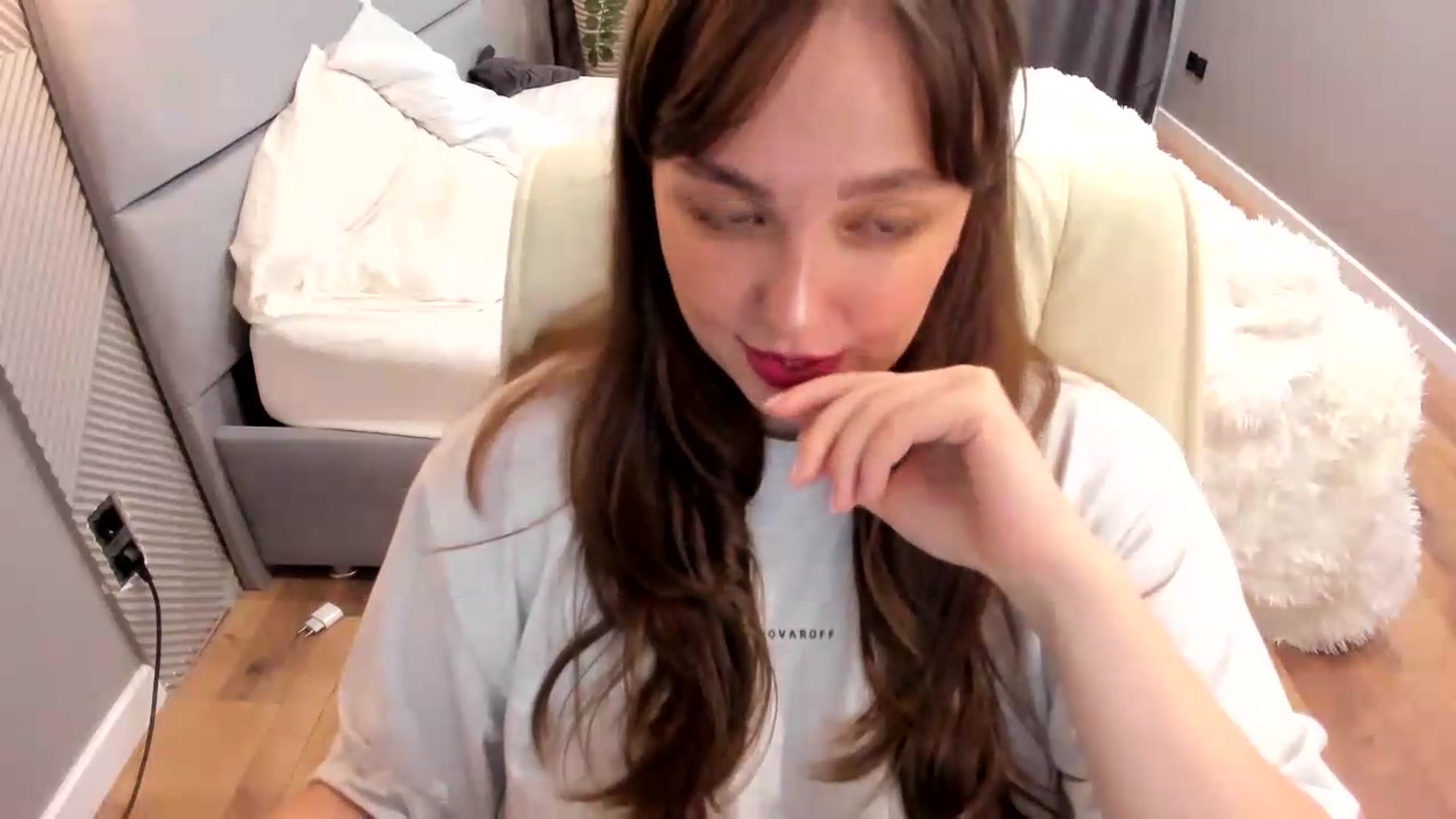 Gallery image thumbnail from AngryKat's myfreecams stream on, 08/16/2026, 20:23 image 3 of 20