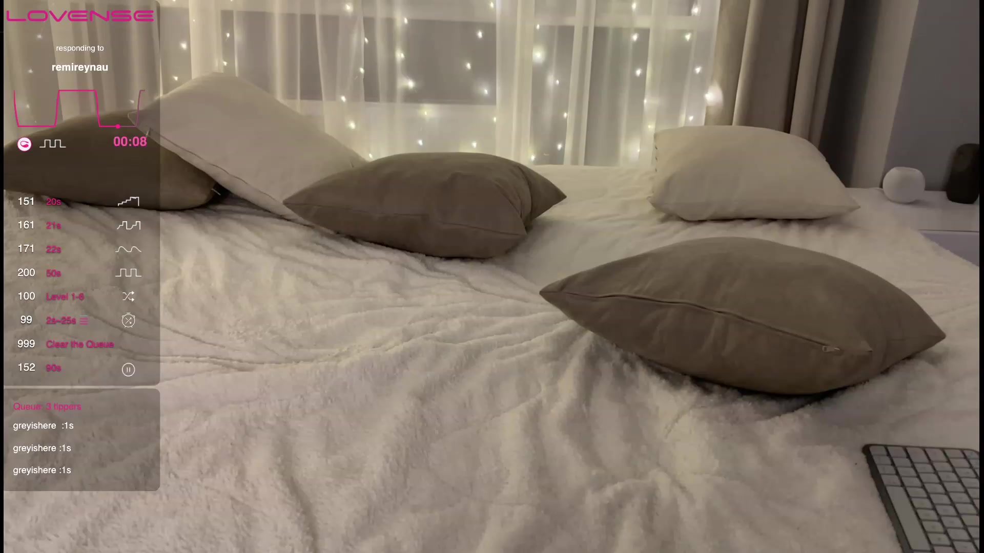 Gallery image thumbnail from AniButler's myfreecams stream on, 12/22/2022, 21:48 image 19 of 20