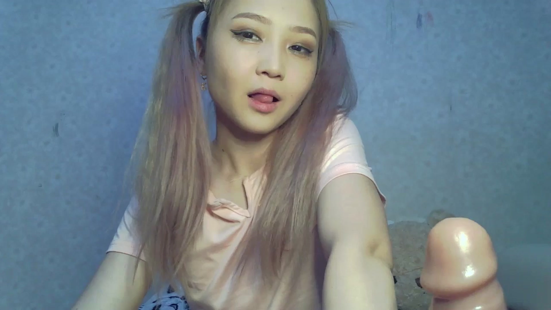 Gallery image thumbnail from AniCute's myfreecams stream on, 04/24/2024, 07:01 image 2 of 20