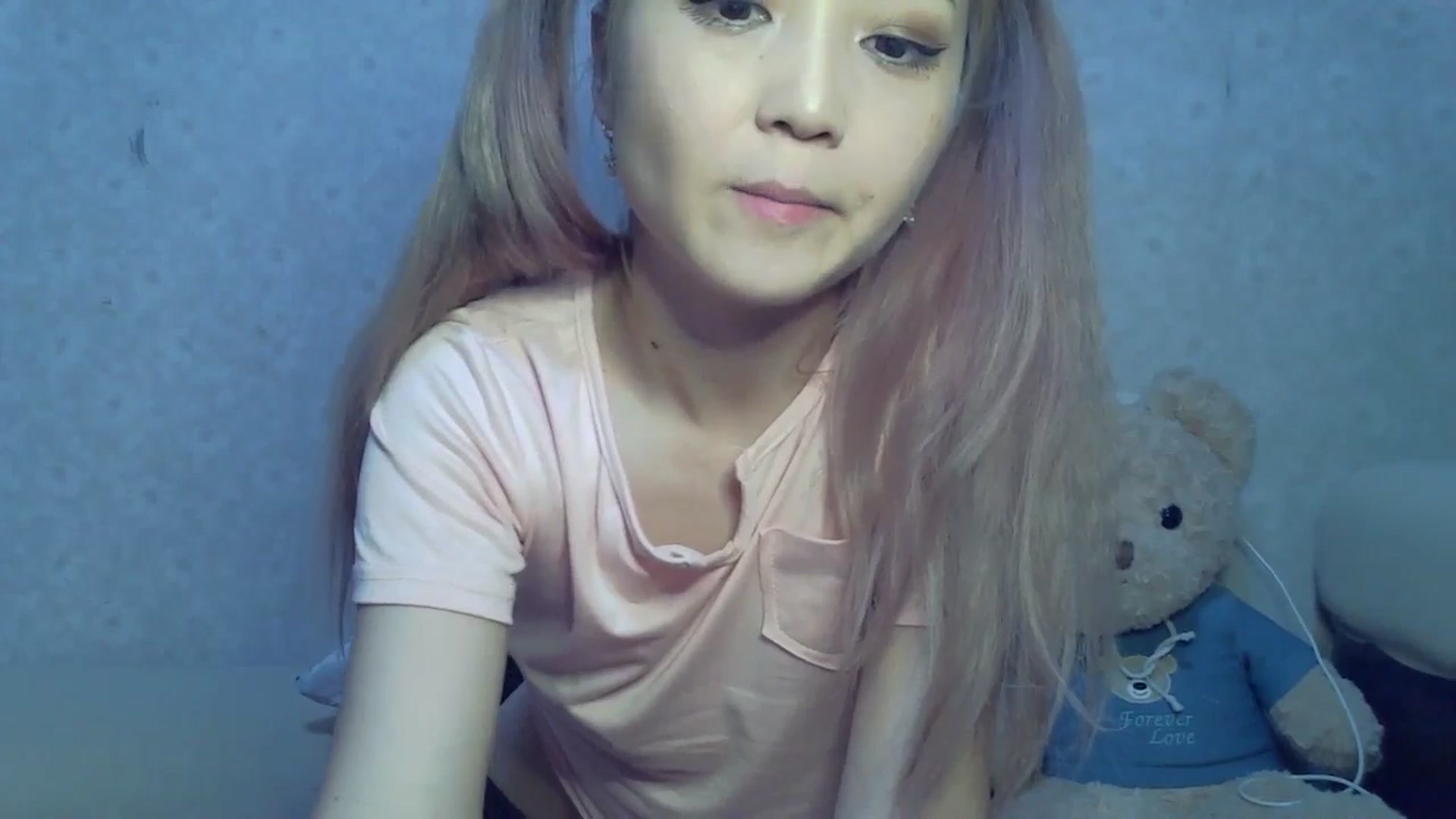 Gallery image thumbnail from AniCute's myfreecams stream on, 04/24/2024, 07:01 image 18 of 20