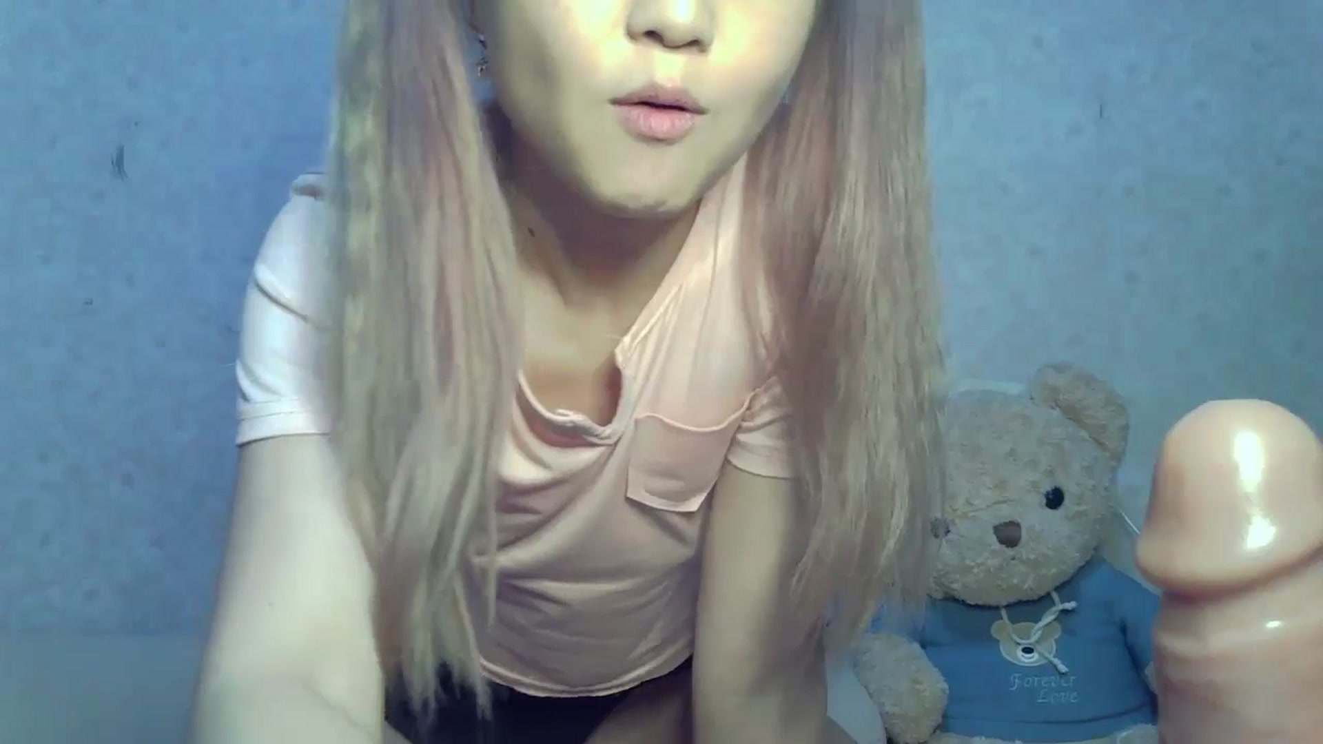 Gallery image thumbnail from AniCute's myfreecams stream on, 04/24/2024, 07:01 image 12 of 20