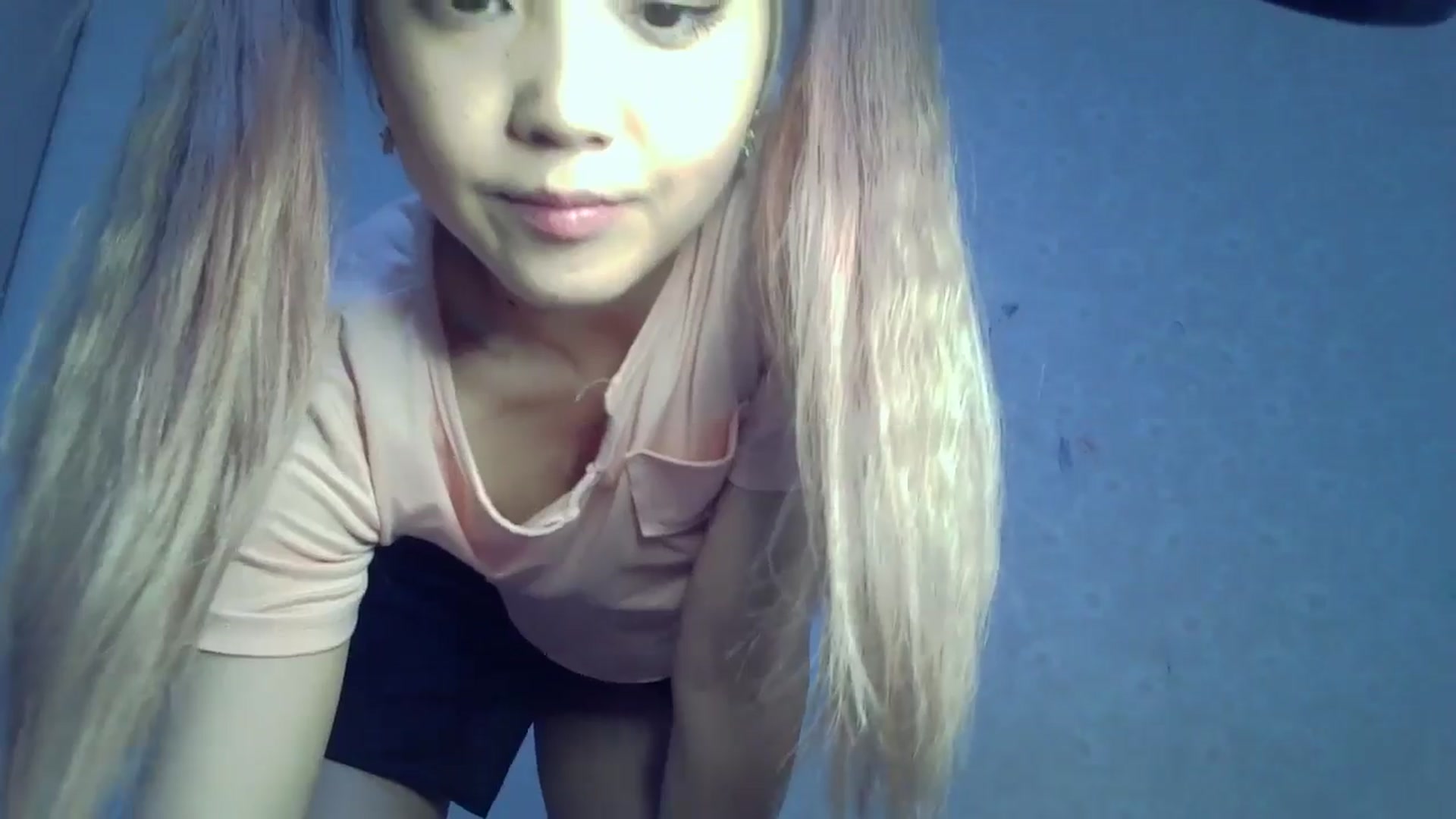 Gallery image thumbnail from AniCute's myfreecams stream on, 04/24/2024, 07:01 image 4 of 20