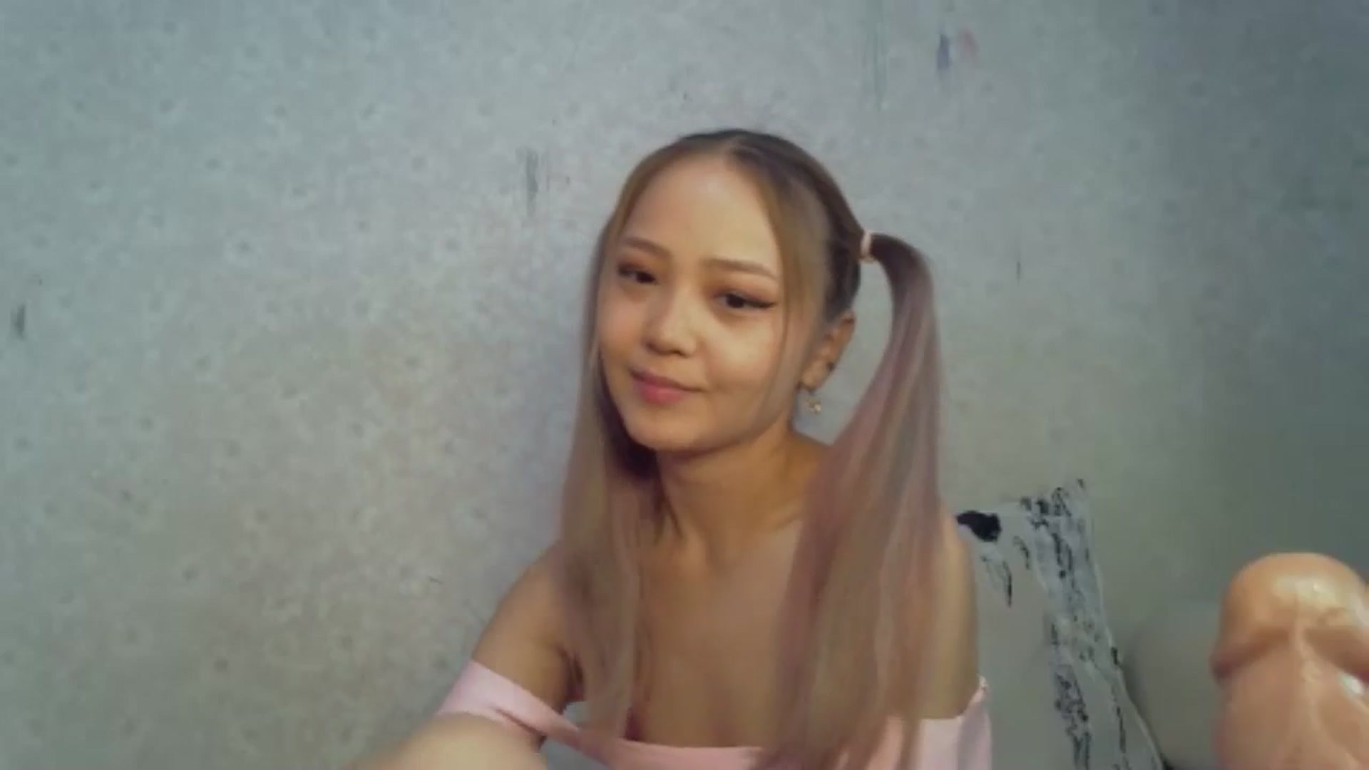 Gallery image thumbnail from AniCute's myfreecams stream on, 04/25/2024, 09:44 image 6 of 20
