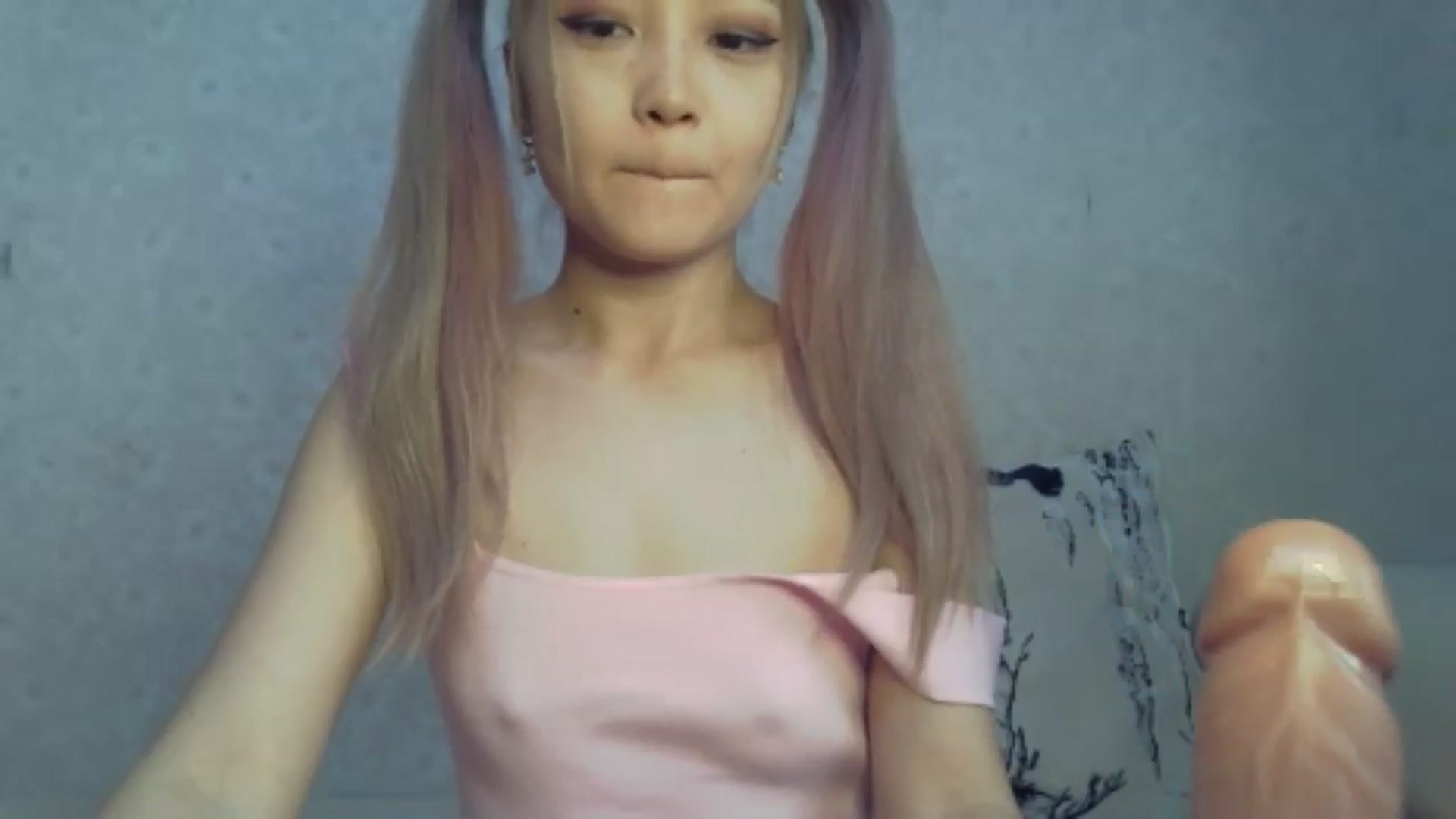 Gallery image thumbnail from AniCute's myfreecams stream on, 04/25/2024, 09:44 image 10 of 20